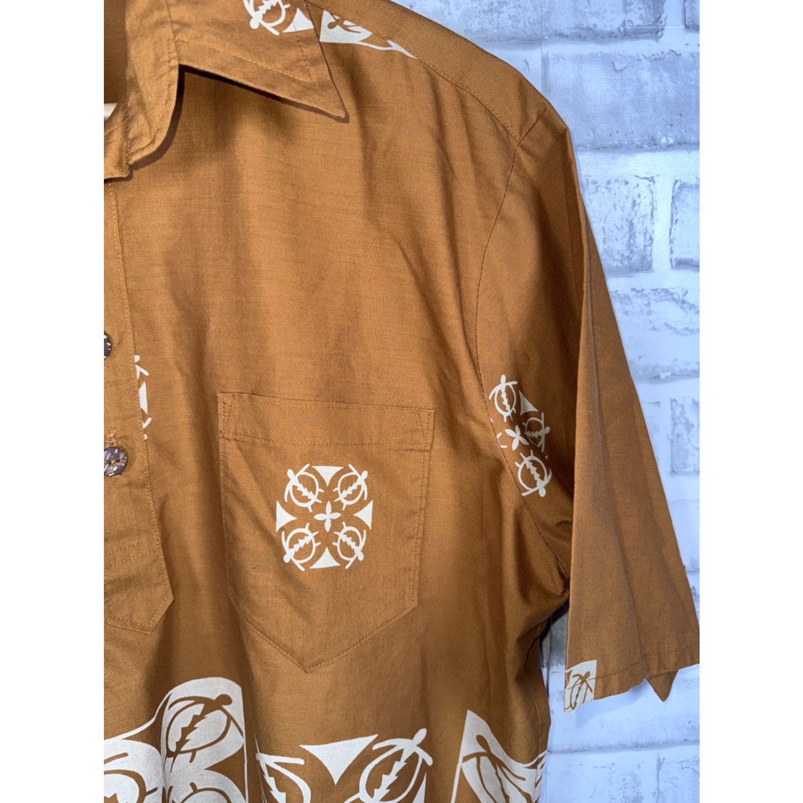 Rusty HAWAIIAN Half Button Rust Orange Hawiian Print Shirt Mens L Shirt Orange Hawaiian Mens L Short Sleeve Button-Up Size US L / EU 52-54 / 3 - 3 Thumbnail
