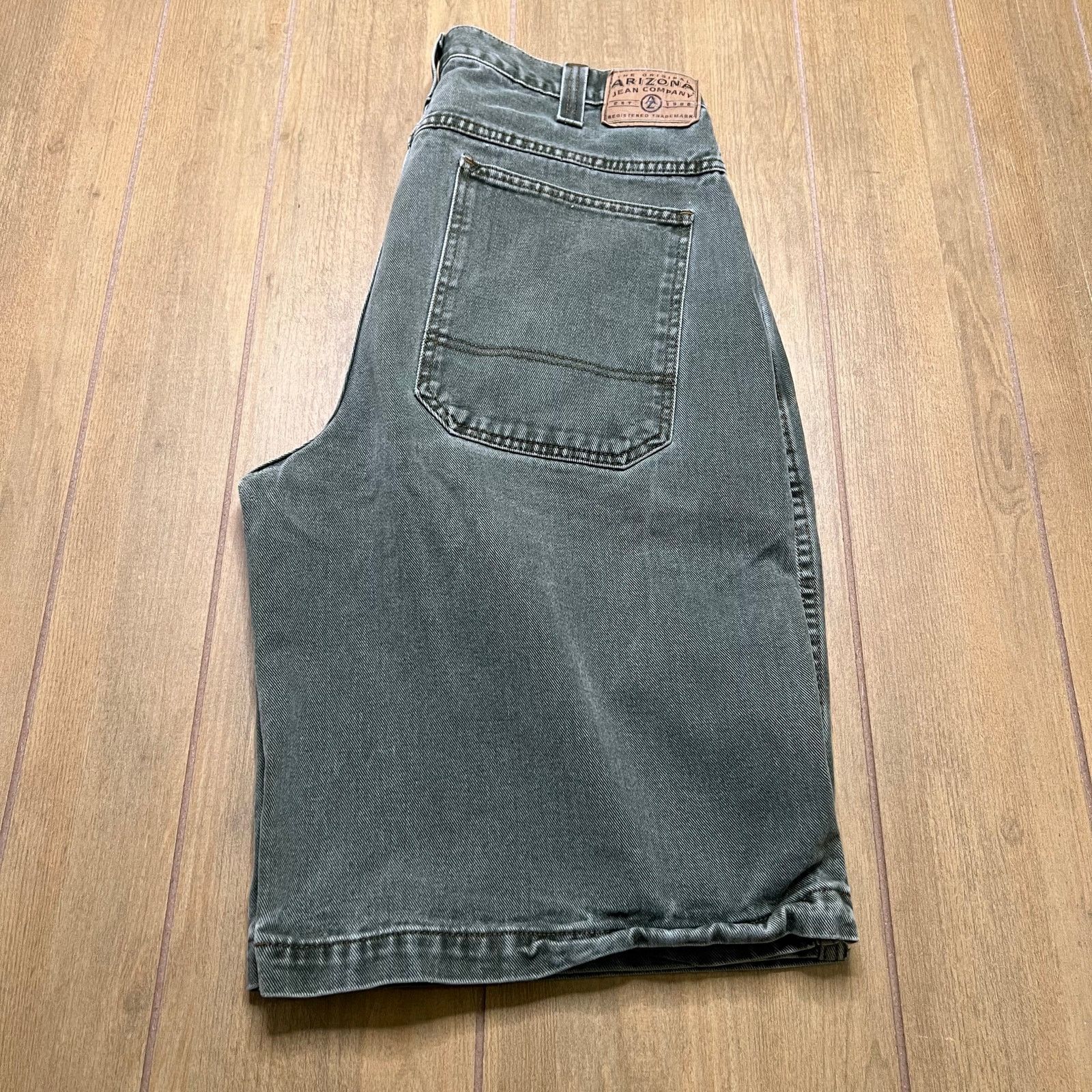 Arizona Jean Co. Vintage Arizona Jean Co. Men shorts Sz 36 Faded Green Y2K Size US 36 / EU 52 - 2 Thumbnail