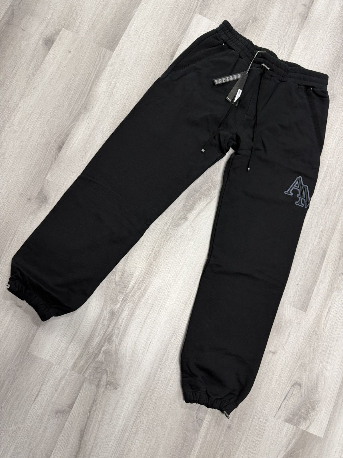 Amiri Amiri Staggered Sweatpants - Size XL Size US 36 / EU 52 - 1 Thumbnail