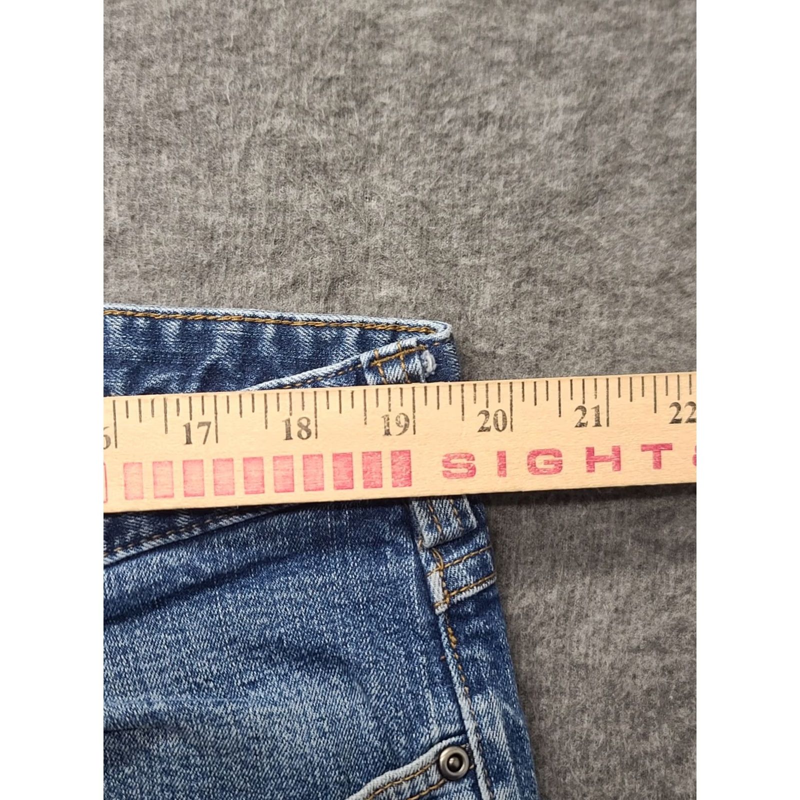Vintage Duluth Mens Jeans 38x32 Flex Weekender Trim Fit Straight Leg Stretch Denim 5-Pocket Regular Rise Blue Cotton Spandex Durable USA Style Jeans Mens Size US 38 / EU 54 - 5 Thumbnail