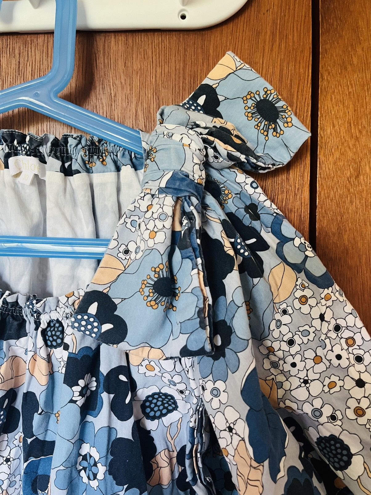 Chloe Chloé Girls (Size 10) Crazy Daisy Blouse (XS) Size XS / US 0-2 / IT 36-38 - 6 Thumbnail