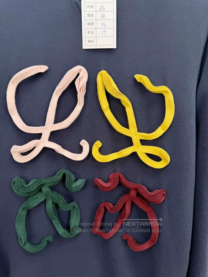 Loewe Loewe Printed Sweatshirt Size XS / US 0-2 / IT 36-38 - 3 Thumbnail