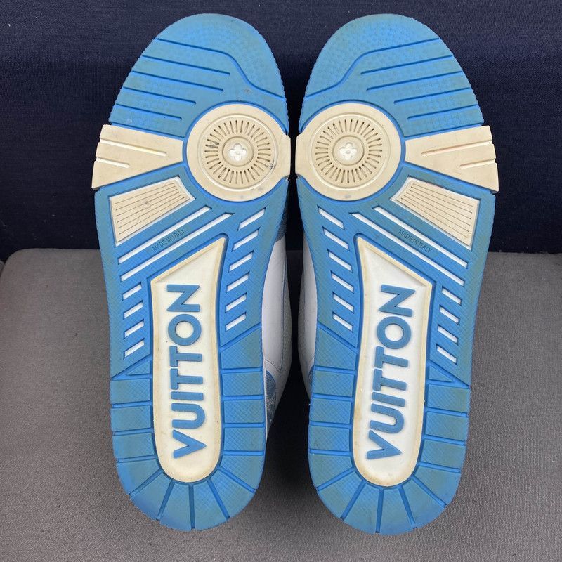 Louis Vuitton Louis Vuitton Trainer Leather Flower Pattern Sneakers -2505 Size US 8 / IT 38 - 4 Thumbnail