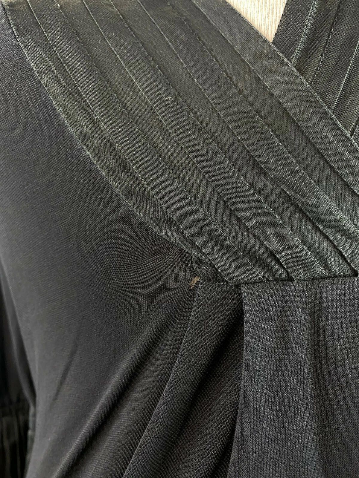 Designer Ladies Anne Fontaine Black V-Neck A-Line Dress Size 38 Size M / US 6-8 / IT 42-44 - 3 Thumbnail