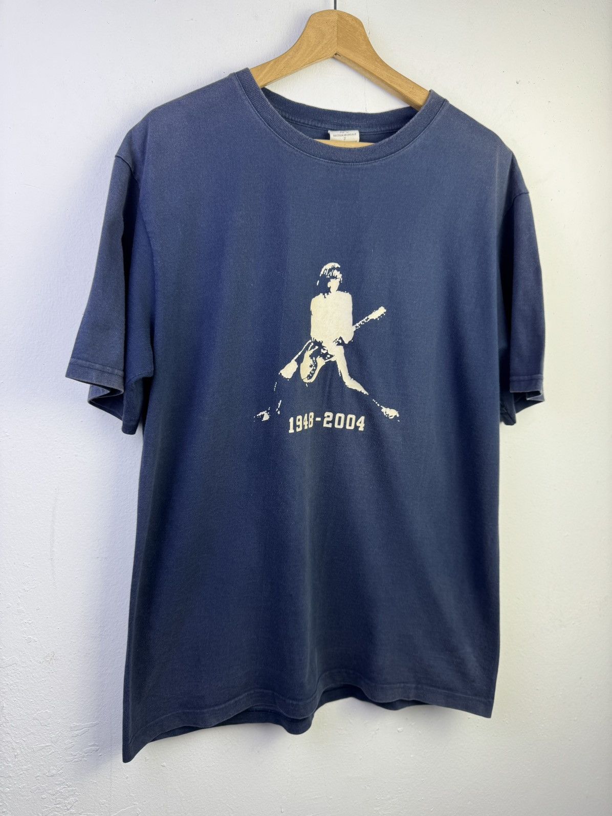 A.P.C. Vintage A.P.C. Johnny Ramone T-Shirt Size US L / EU 52-54 / 3 - 2 Thumbnail