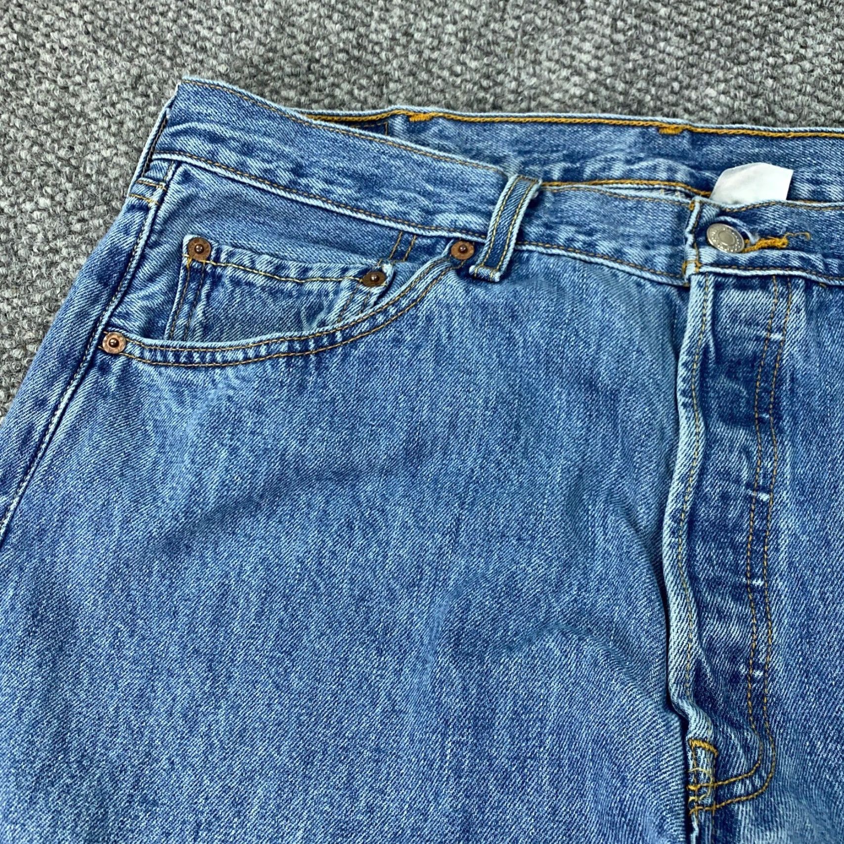 Levi's VINTAGE Levi's 501 Jeans Mens 38x34 Blue Denim Straight 90s Concert Mens Size US 44 / EU 60 - 3 Thumbnail