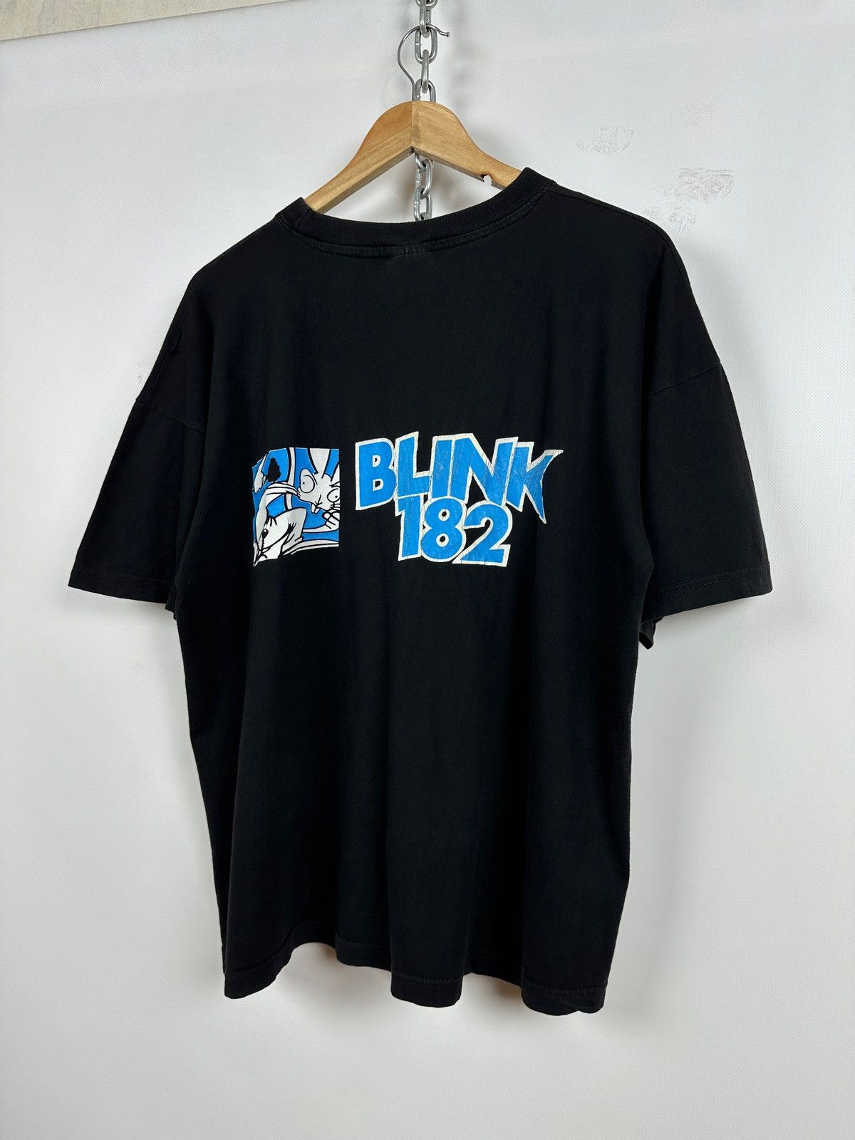 Band Tees 90s Vintage Blink 182 Skanking Bunny Band T-Shirt Size US XL / EU 56 / 4 - 11 Thumbnail