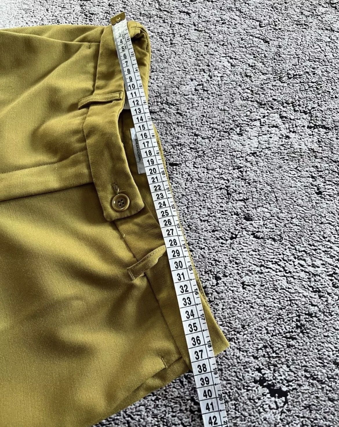Moschino Moschino Cheap and Chic Cropped Wool Trousers Size 30" / US 8 / IT 44 - 11 Thumbnail