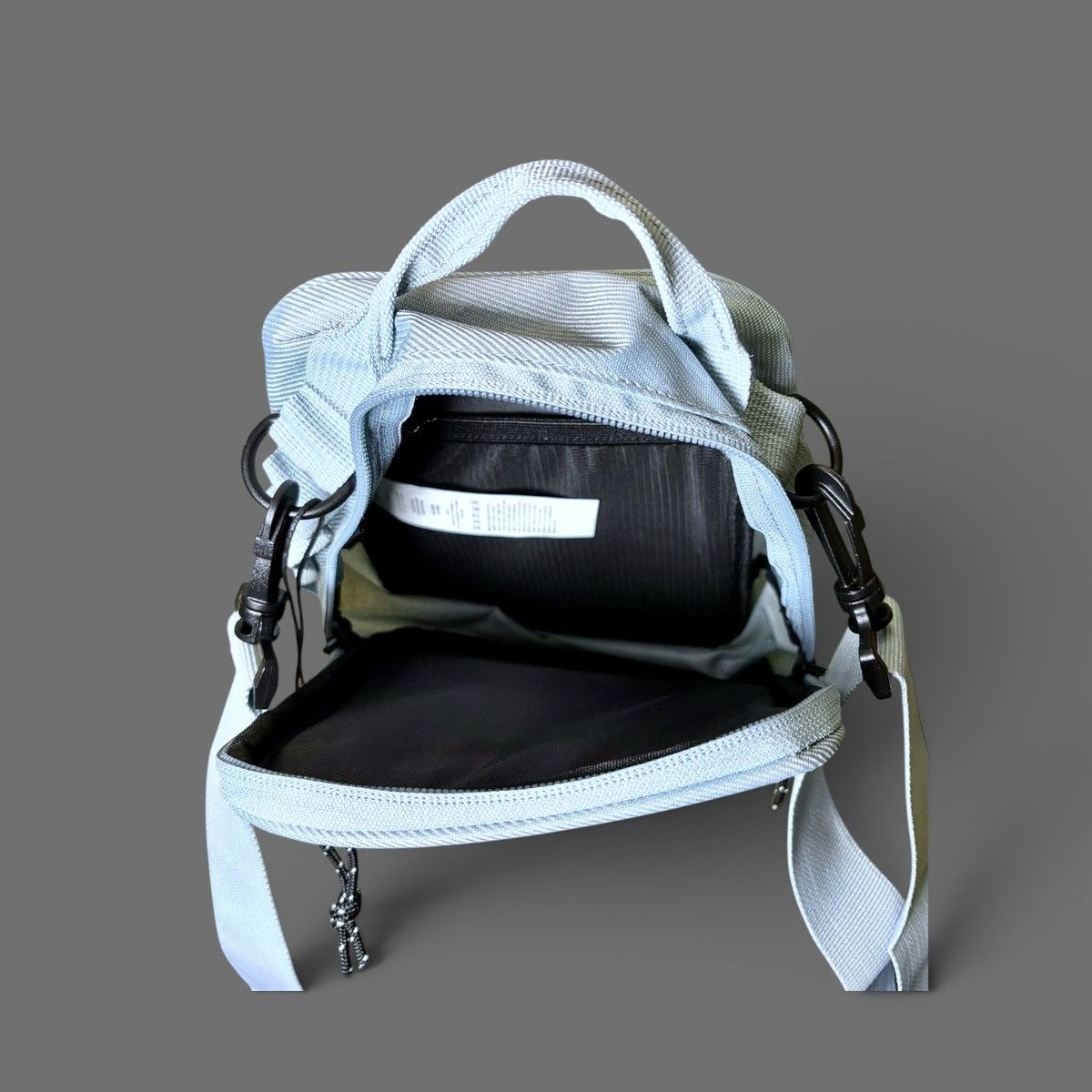 RVCA RVCA Unisex Mission Crossbody Long Strap Small Travel Bag Size ONE SIZE - 9 Thumbnail