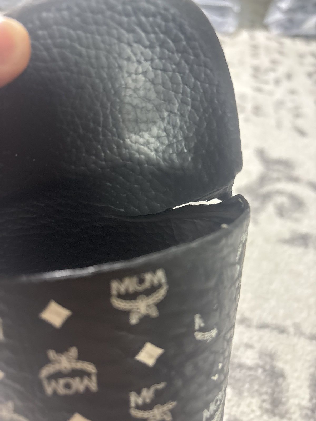 MCM MCM SLIDES (BLACK & WHITE) Size US 8.5 / EU 41-42 - 6 Thumbnail