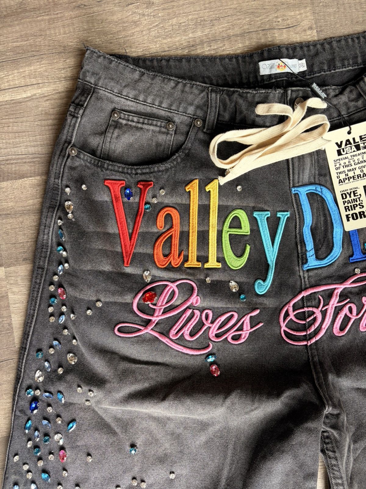 Vale Vale Forever Ice Cream Jorts Size US 36 / EU 52 - 6 Thumbnail