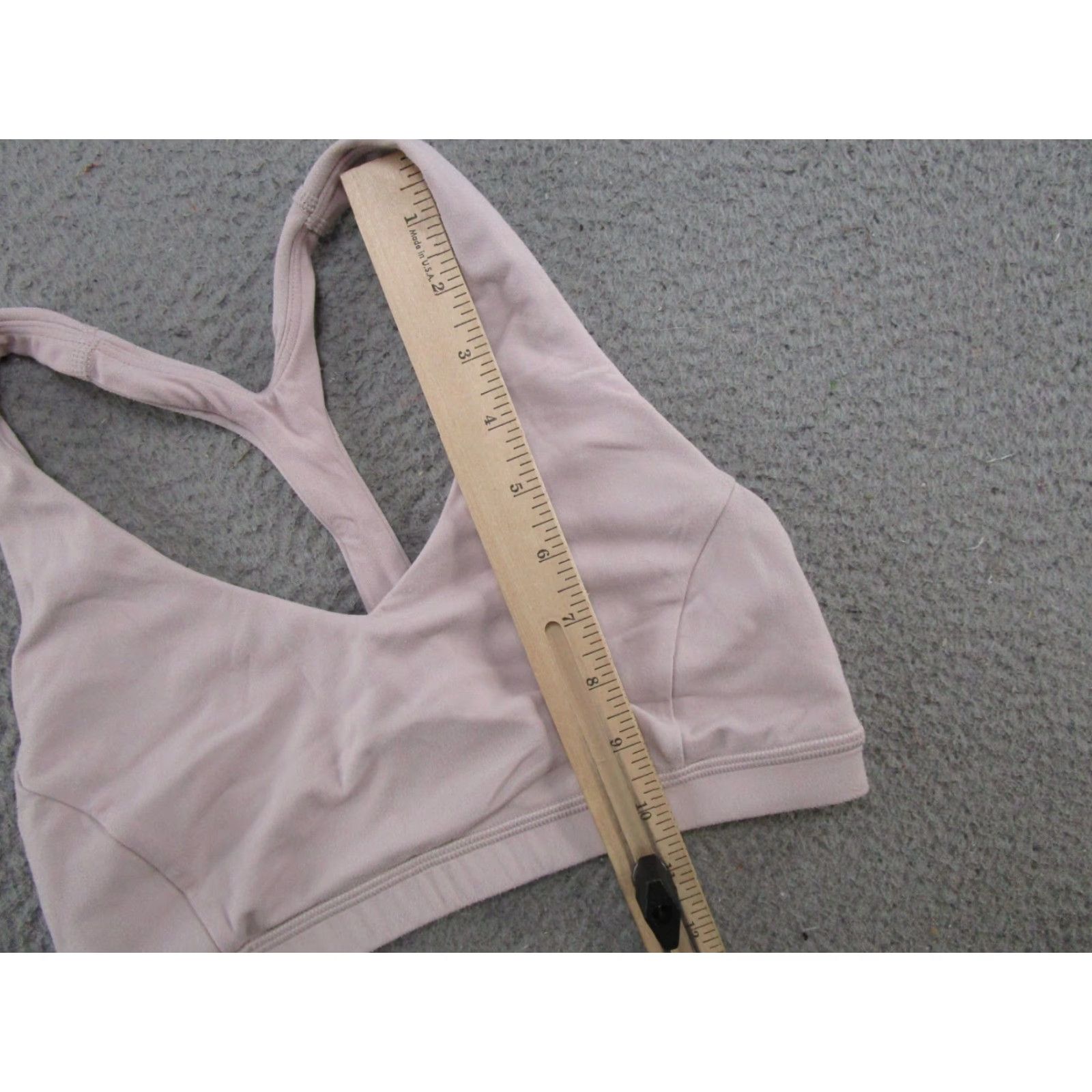 Lululemon Lululemon Pink Sports Bra Racerback Wireless Size 6 Used Workout Running Sports Bra Womens Yoga Gym & Training Bre breathable Stretch Full Support Size ONE SIZE - 5 Thumbnail