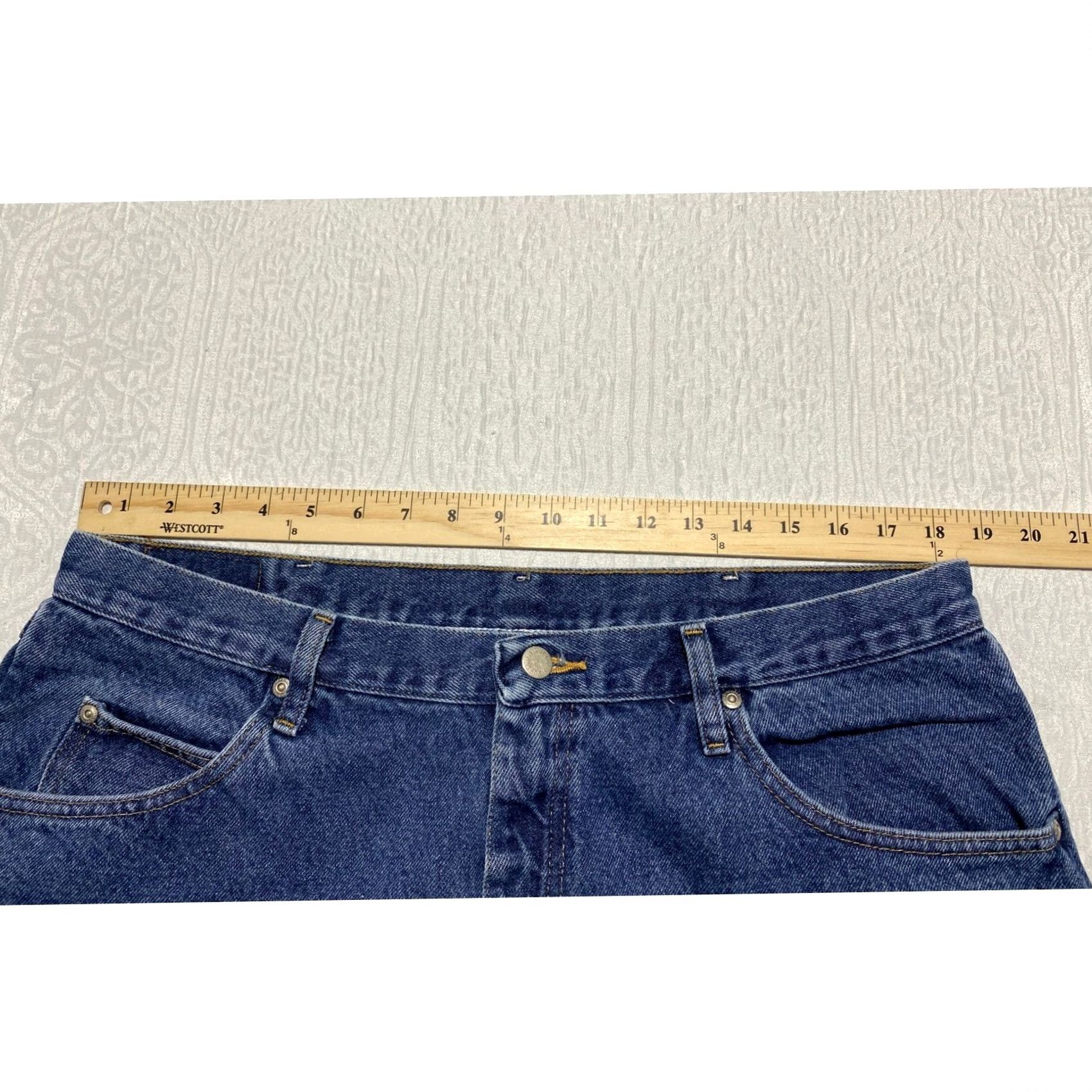 Wrangler VINTAGE Wrangler Jeans - 36x30 Blue Leather Logo Patch Relaxed Fit 5-Pocket Denim 97601DR Men Size US 36 / EU 52 - 3 Thumbnail