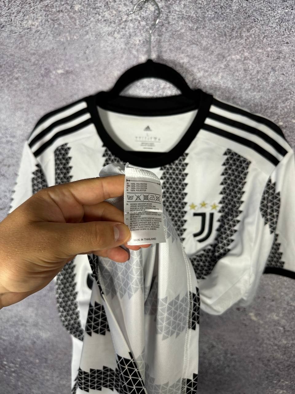 Other Vintage Juventus 2022/23 Home Soccer Jersey Large Size US L / EU 52-54 / 3 - 11 Thumbnail