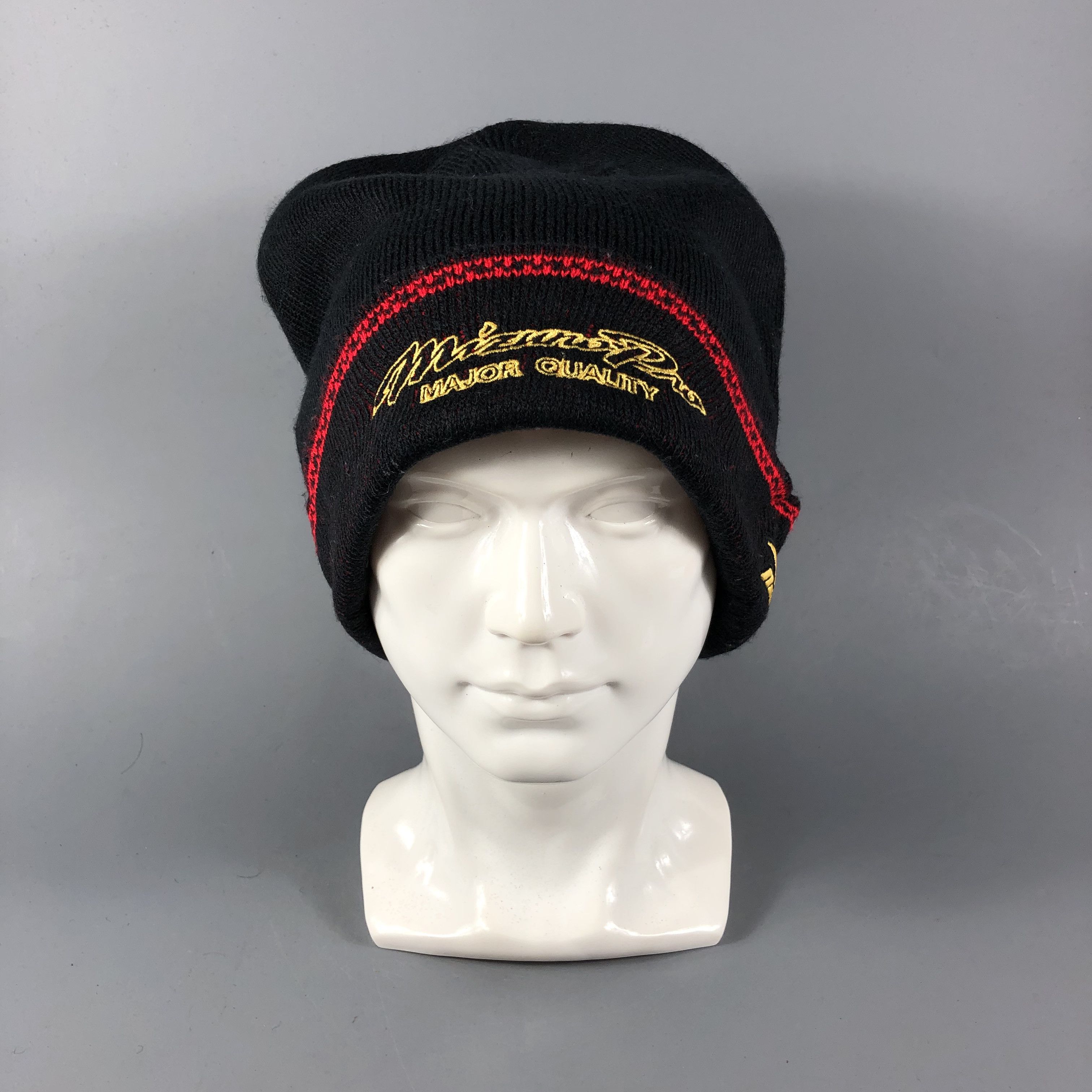Mizuno Mizuno Knit Beanie Snowcap Snow Hat B792 Size ONE SIZE - 1 Thumbnail