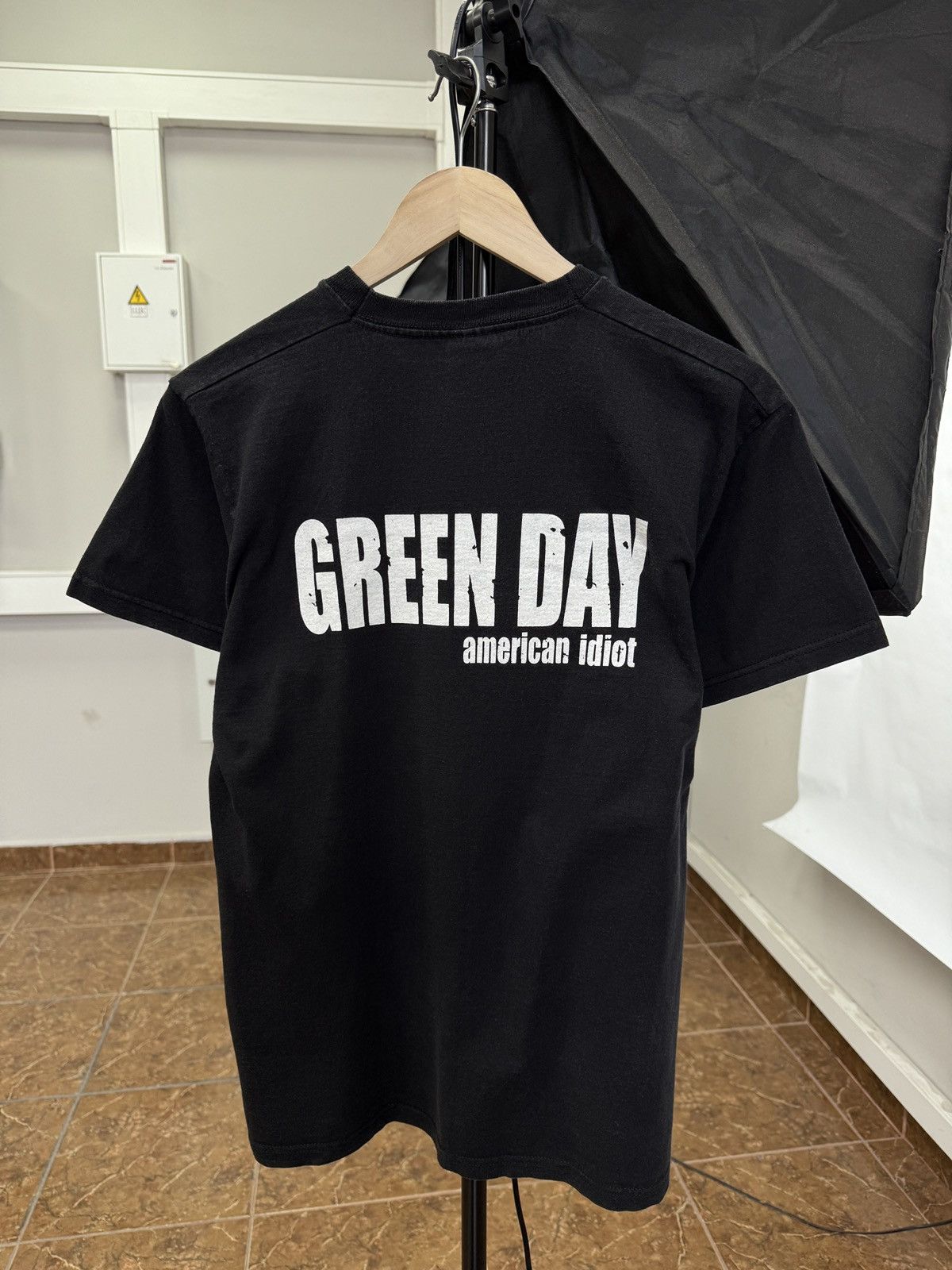 Fruit Of The Loom 🇺🇸 Vintage Y2K Green Day American Idiot T-Shirt Rare Retro Size US M / EU 48-50 / 2 - 2 Thumbnail