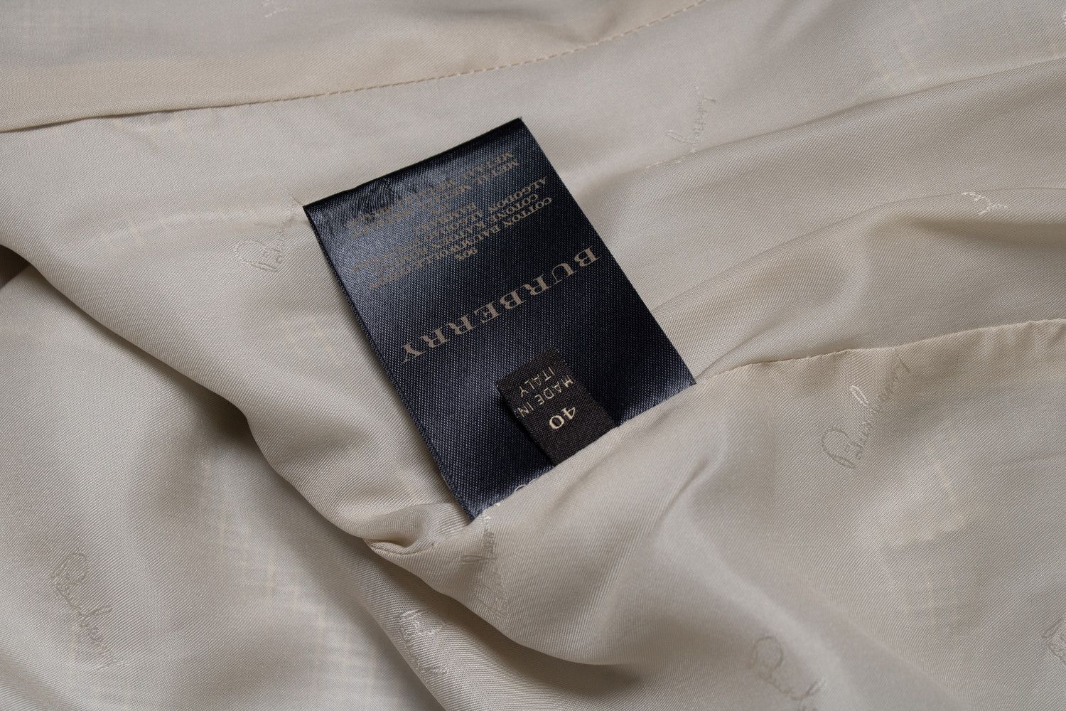Burberry Burberry, silver metallic trench coat Size XS / US 0-2 / IT 36-38 - 7 Thumbnail