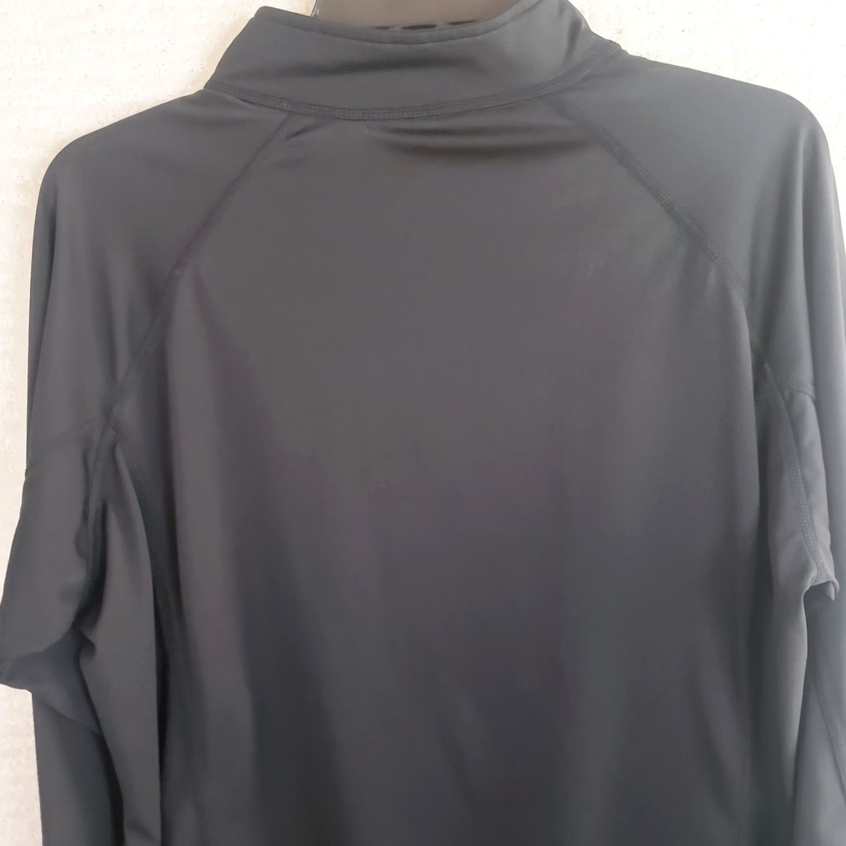 Vintage L.L. Bean Pullover Sweater Shirt Black Regular L Men Long Sleeve High Neck Thumb Hole Lightweight Knit Shirt Running, Hiking, Golf, Casual Wear Size US L / EU 52-54 / 3 - 7 Thumbnail