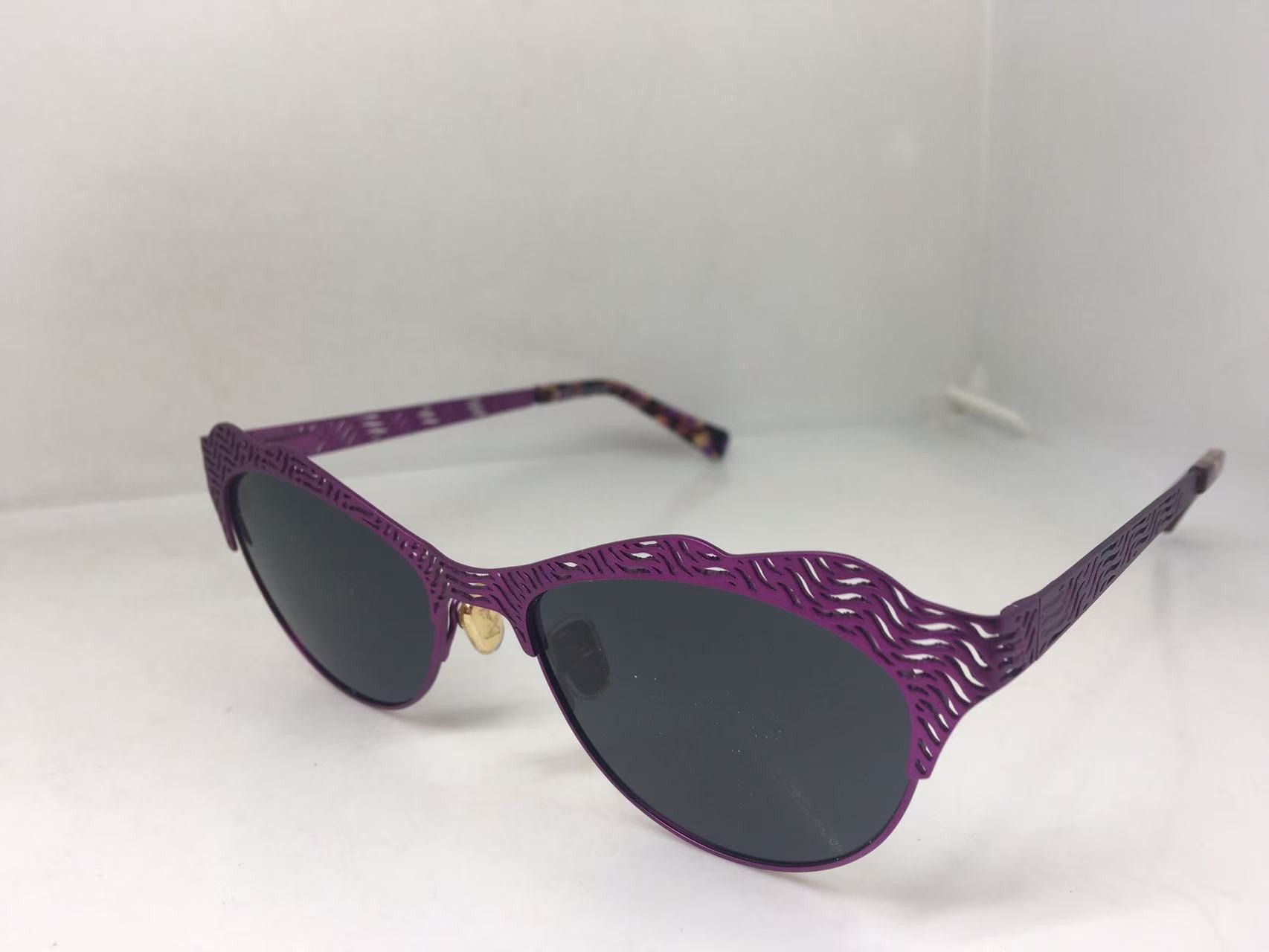 Other Mod Cat Eye Purish Woman Polarized Sunglasses Size ONE SIZE - 3 Thumbnail