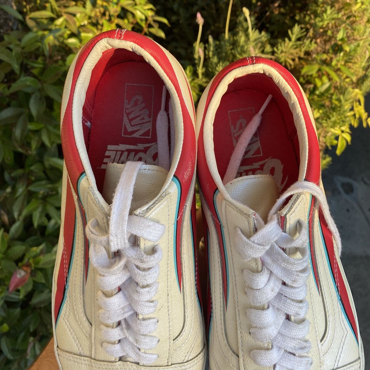 Vans Limited Edition David Bowie x Vans Old Skool Size US 12 / EU 45 - 4 Thumbnail