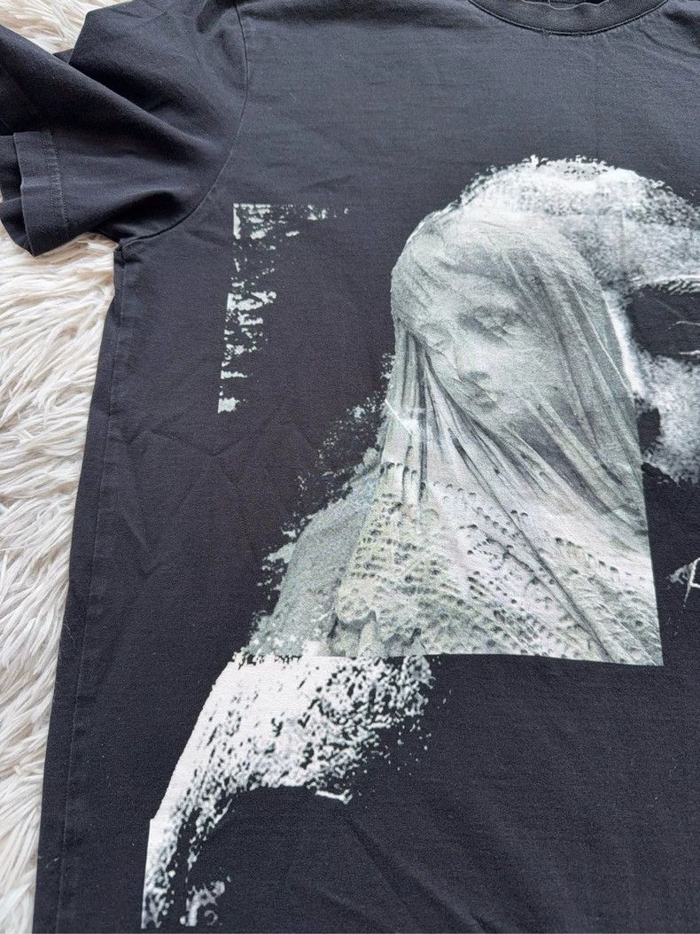 Givenchy Givenchy Black Angel Madonna Short Sleeve Size US L / EU 52-54 / 3 - 6 Thumbnail