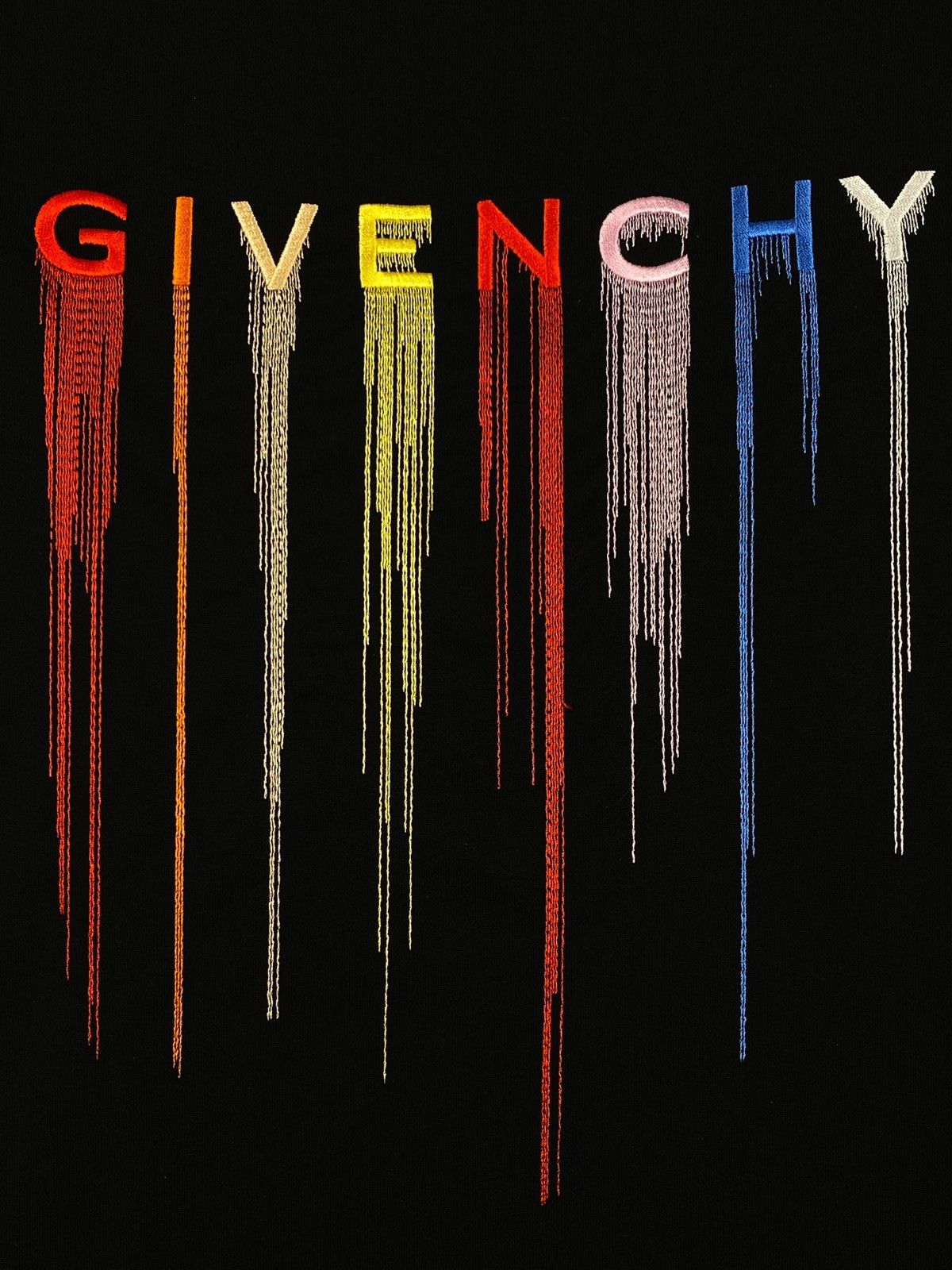 Givenchy Paint Effect Embroidered Logo T-shirt Size US S / EU 44-46 / 1 - 7 Thumbnail