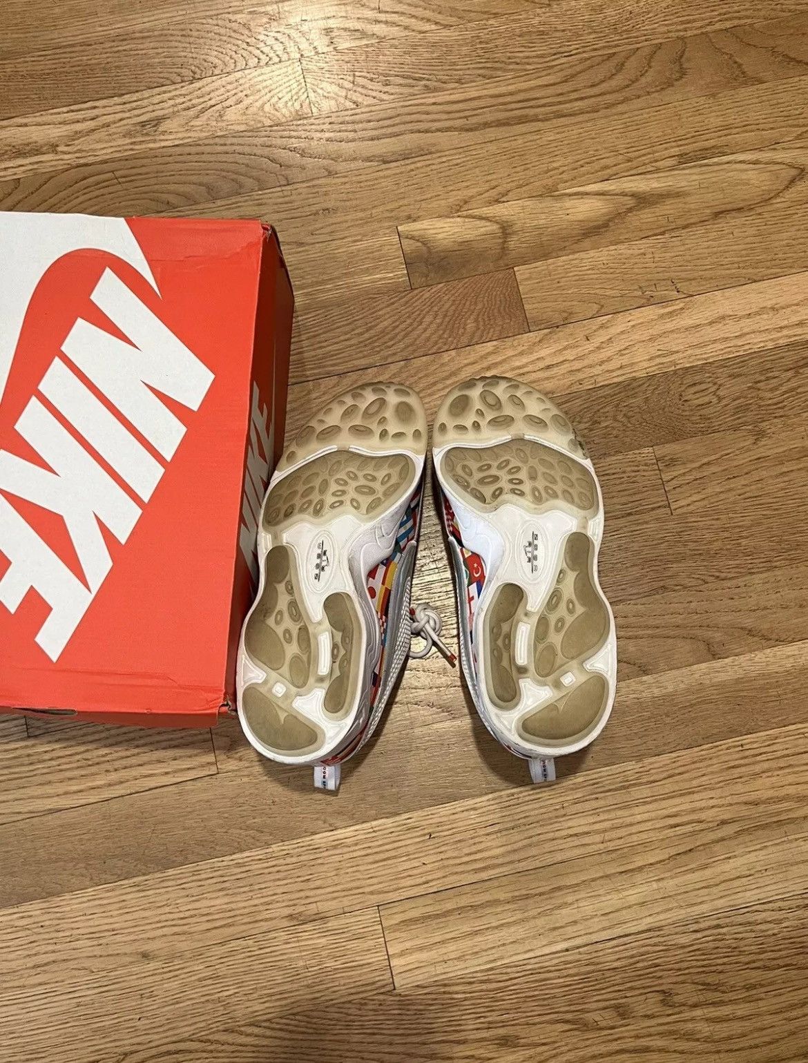 Nike Nike Air Zoom Spiridon '16 NIC QS International Flag White Size US 10 / EU 43 - 7 Thumbnail