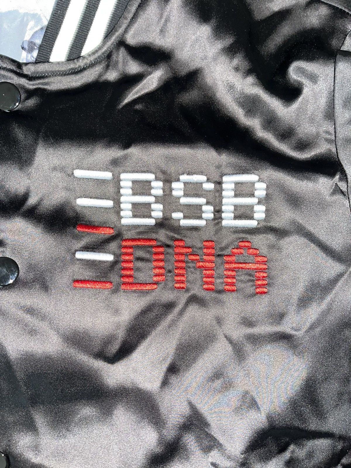 Vintage Crazy Rare Y2K Backstreet Boys DNA Tour Satin Bomber Jacket Size US M / EU 48-50 / 2 - 2 Thumbnail
