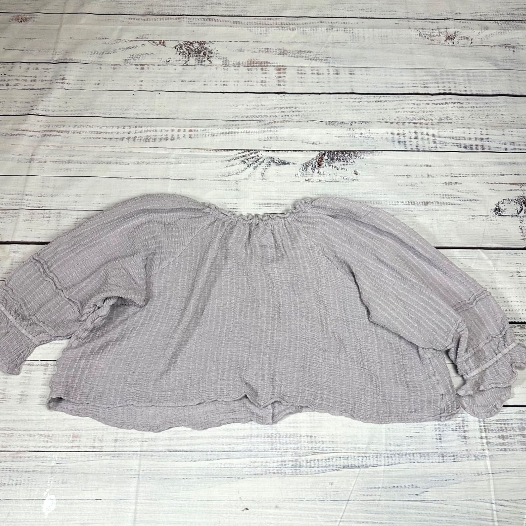 Torrid Torrid 3 Womens 3/4 Sleeve Crop Top Sz 3X Lavender Pullover Tie Neck Rayon Nylon Blouse Crop Pullover 3X Purple Womens Size XXL / US 16-18 / IT 52-54 - 4 Thumbnail
