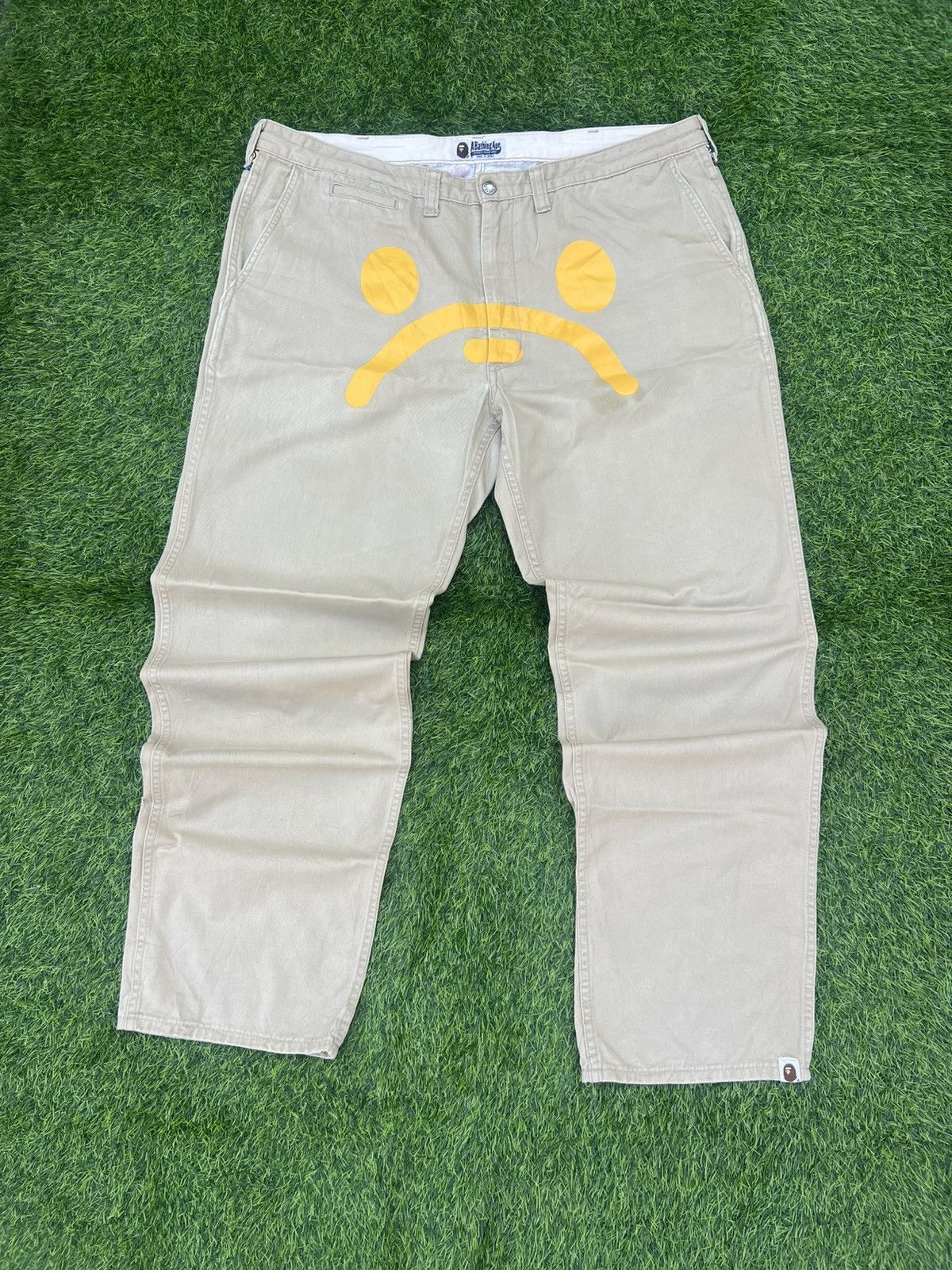Bape A Bathing Ape (BAPE) Baby Milo Sad Face Chino Pants – Beige Size US 40 / EU 56 - 1 Thumbnail