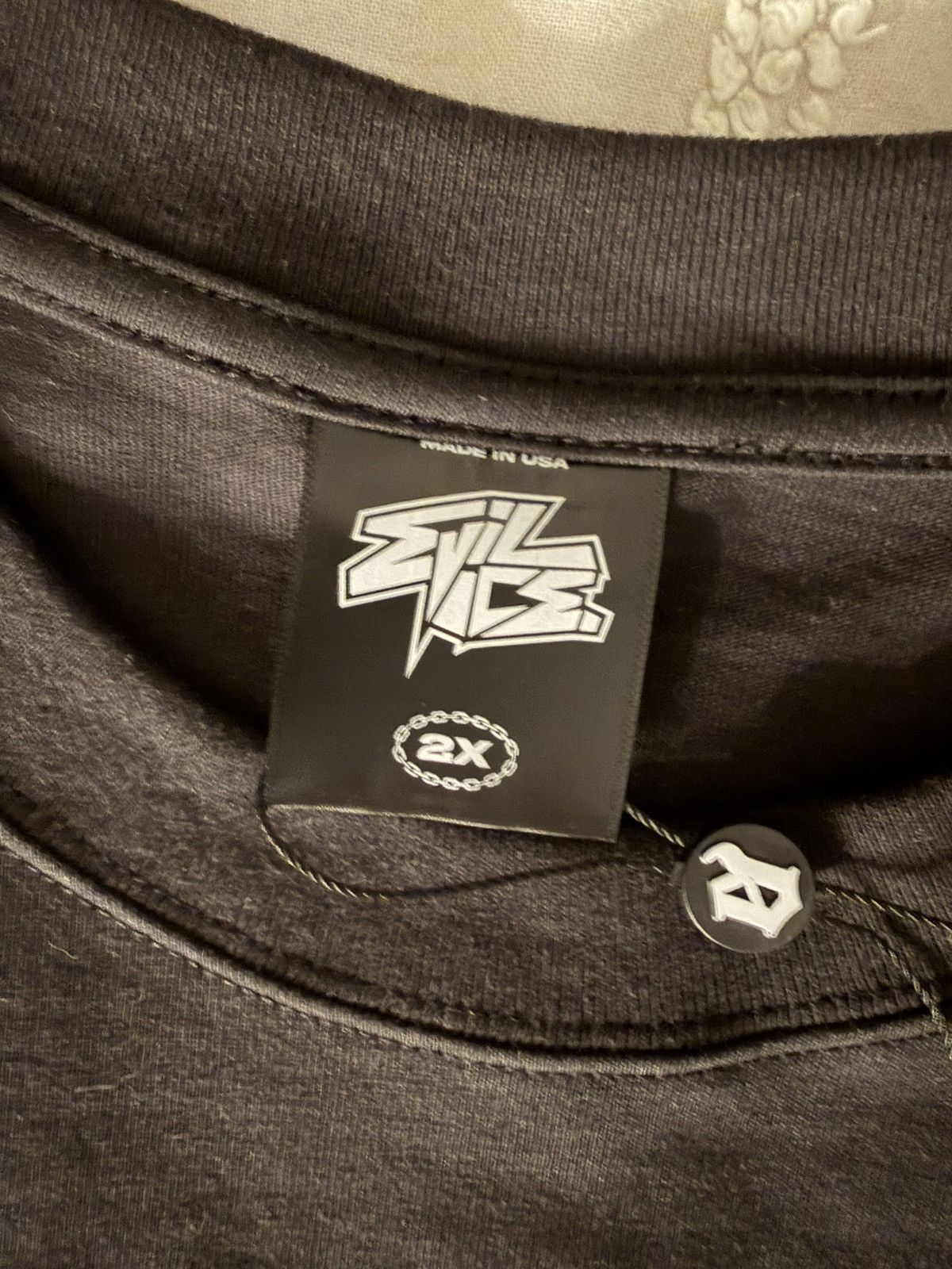 Other Evil Vice vice city tee Size US XXL / EU 58 / 5 - 3 Thumbnail
