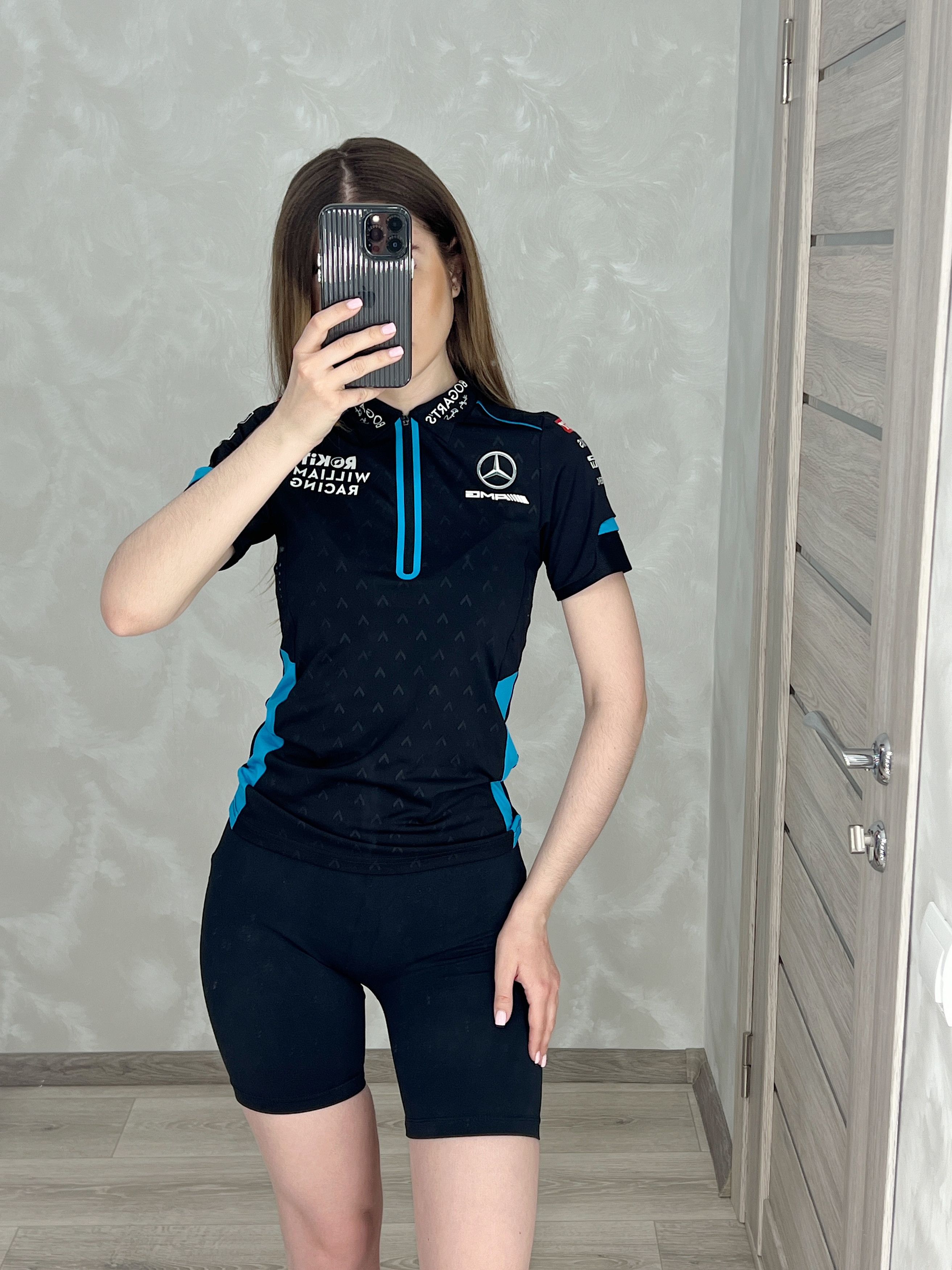 Formula 1 × Rokit AMG Mercedes-Benz Bogarts F1 Rokit Williams T-Shirt Woman Size M / US 6-8 / IT 42-44 - 9 Thumbnail