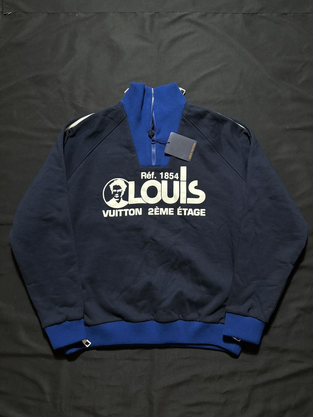 Louis Vuitton LOUIS VUITTON 2ÈME ÉTAGE QUARTER ZIP - Size XL Size US XL / EU 56 / 4 - 1 Thumbnail