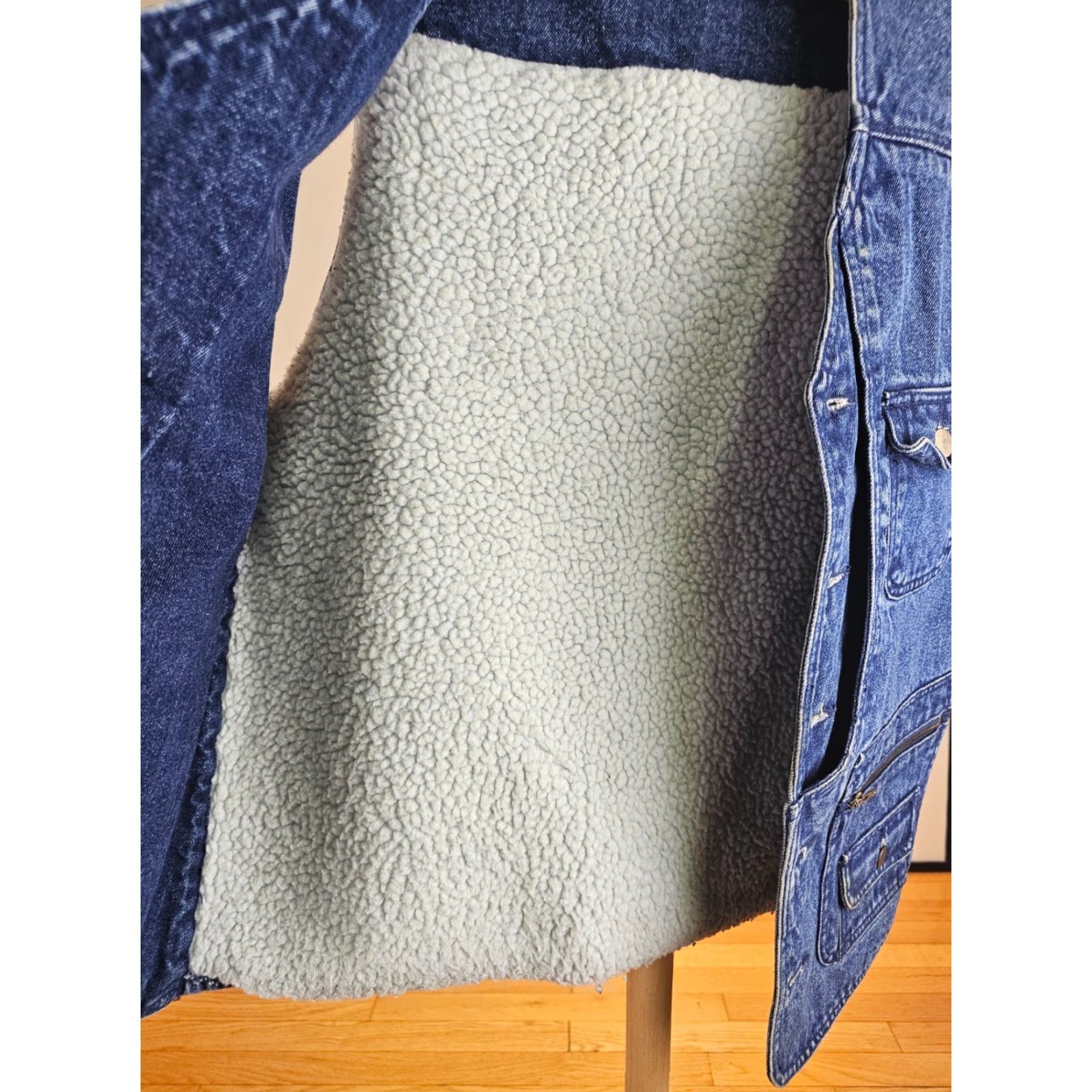 Denime VINTAGE 90' HALF MOON HUNTING WORK SHERPA LINING DENIM VEST SZ MEDIUM Size US M / EU 48-50 / 2 - 6 Thumbnail