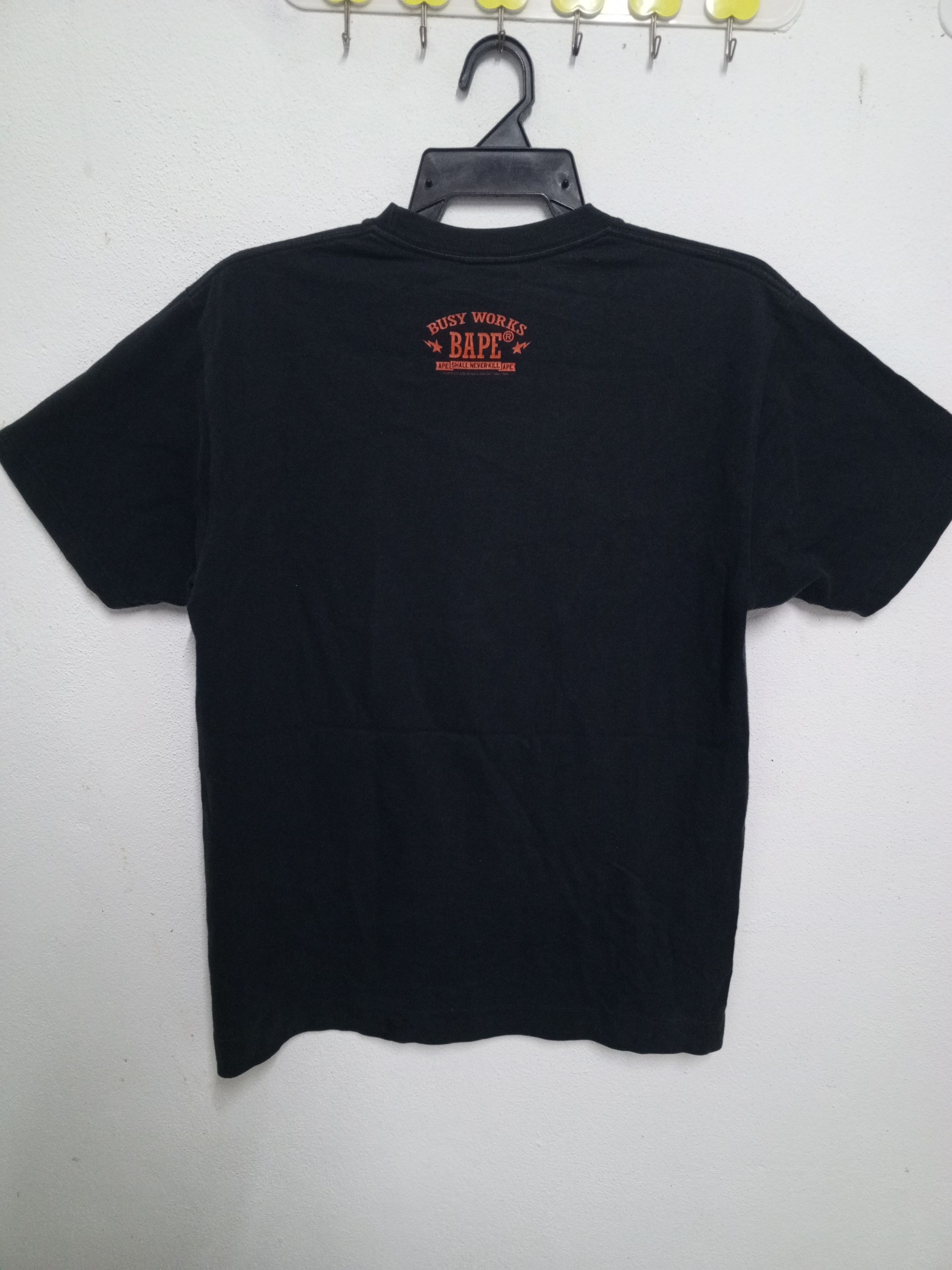 Bape 💥Y2K💥BAPE 2006 - BUSY WORK BLACK TSHIRT Size US S / EU 44-46 / 1 - 2 Thumbnail