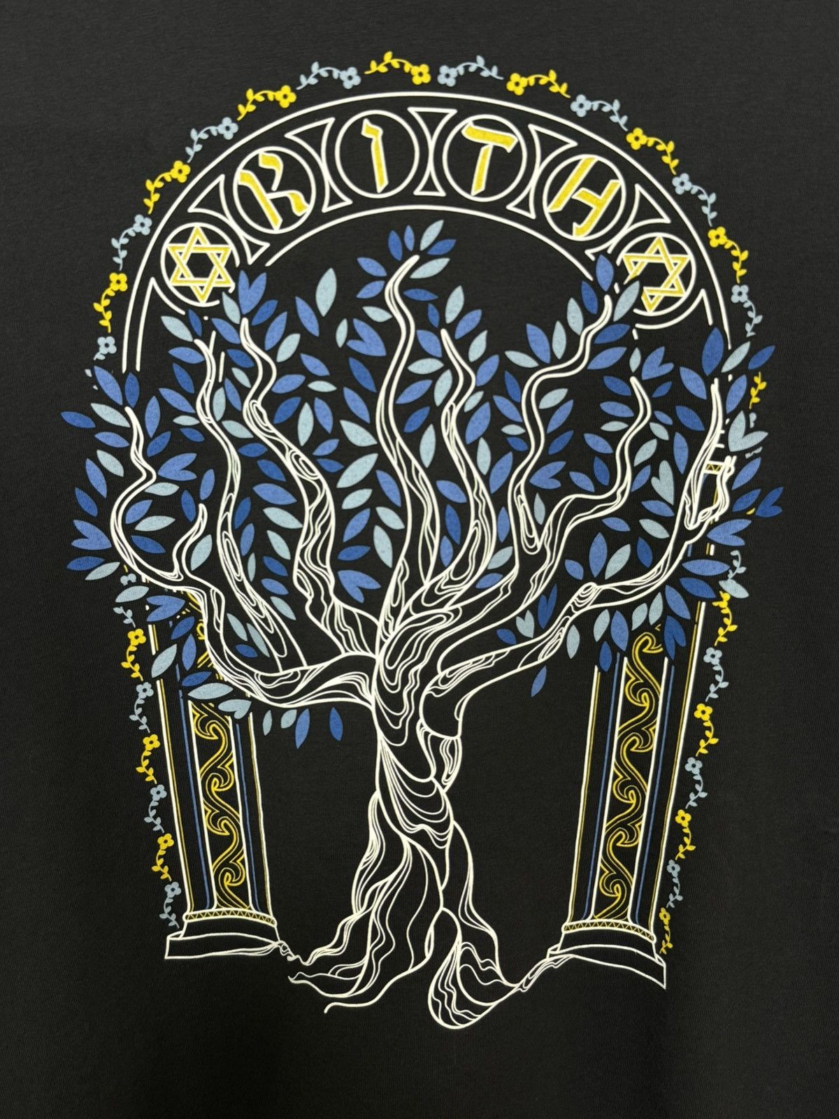 Kith Kith Treats Hanukkah LS Tee Size US XL / EU 56 / 4 - 4 Thumbnail