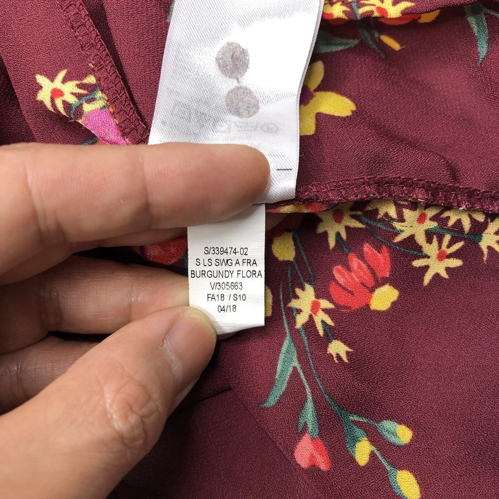 Old Navy Old Navy Womens Maroon Floral Print Swing Blouse Top Sz L Size L / US 10 / IT 46 - 6 Thumbnail