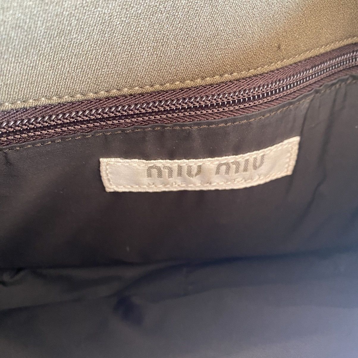 Miu Miu × Vintage Miu Miu 90s Khaki Crossbody Bag Size ONE SIZE - 8 Thumbnail