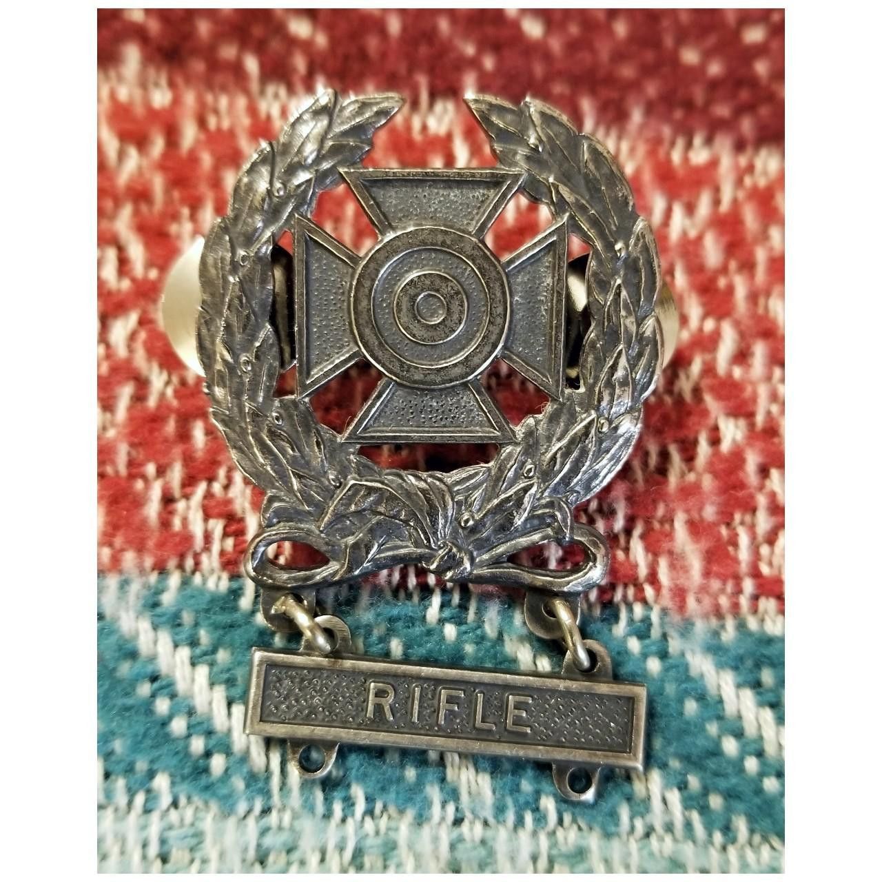 Vintage AUTHENTIC U.S. MILITARY LAPEL PINS Size ONE SIZE - 5 Thumbnail