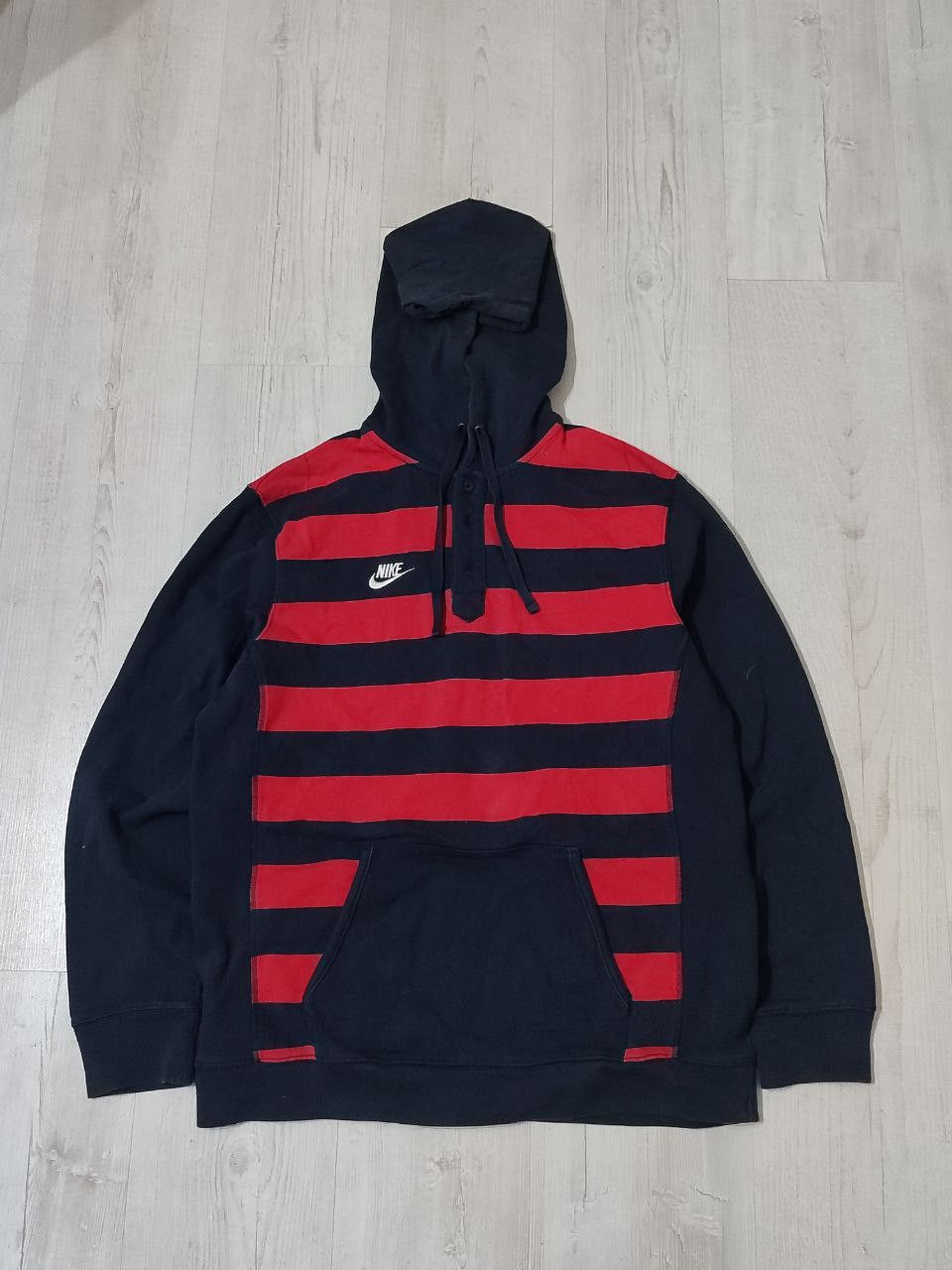 Nike Vintage Nike Hoodie Basic Logo Y2K 90s Size US L / EU 52-54 / 3 - 1 Thumbnail