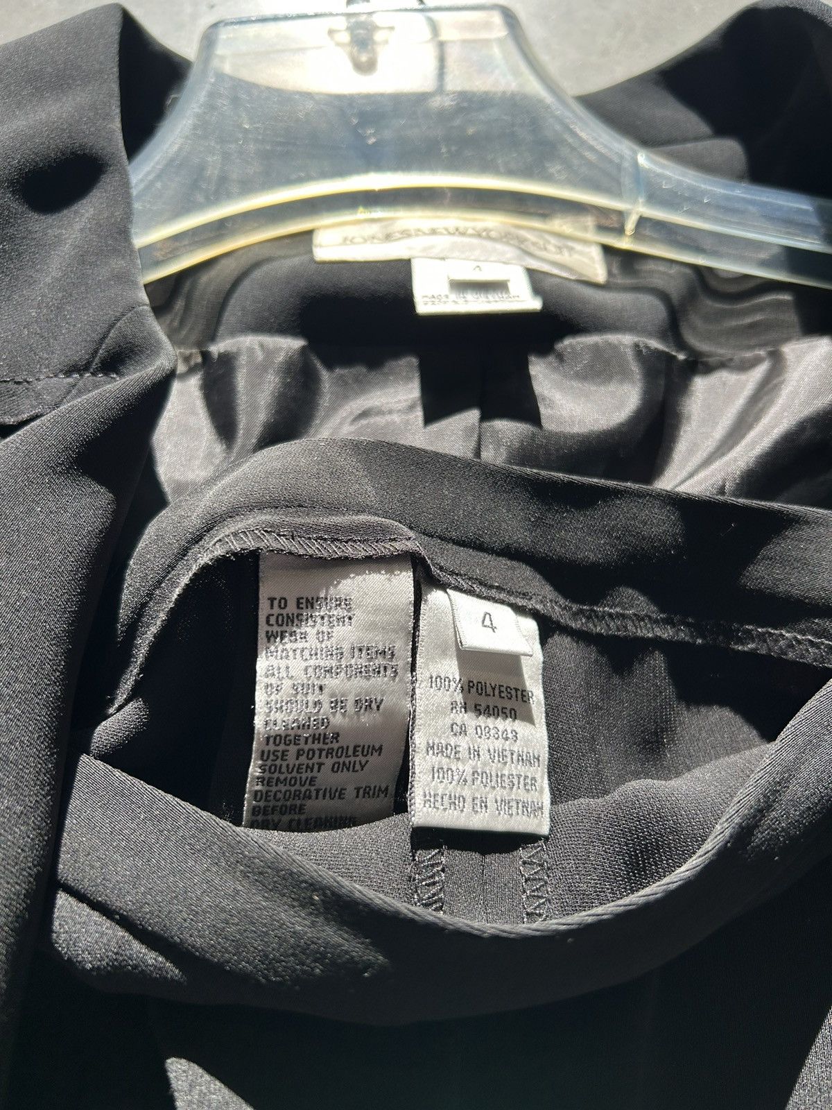 Jones New York × Vintage Black 90s Jones New York blazer with pleated skirt Size S / US 4 / IT 40 - 4 Thumbnail