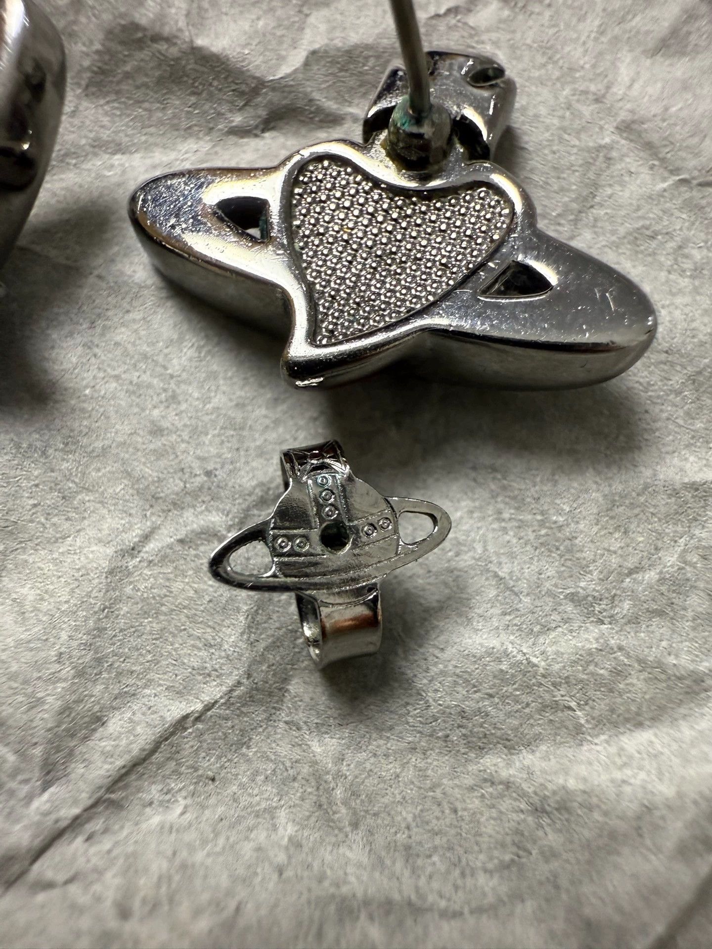 Vivienne Westwood Vivienne Westwood Diamante Asymmetrical Heart Earrings Size ONE SIZE - 4 Thumbnail