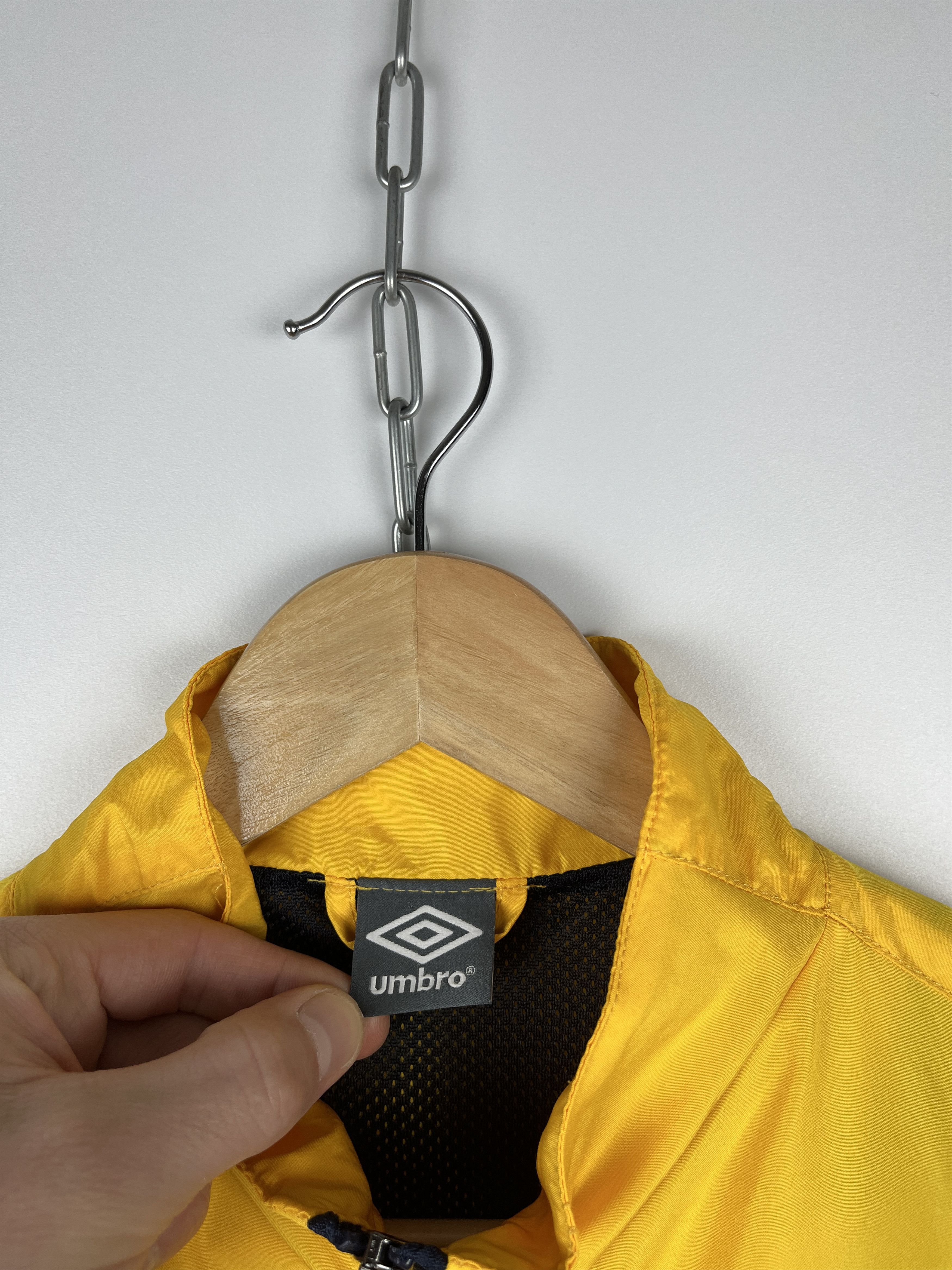 Umbro Umbro Sweden SvFF 2011 - 2012 Soccer Training Track Jacket Size US L / EU 52-54 / 3 - 11 Thumbnail