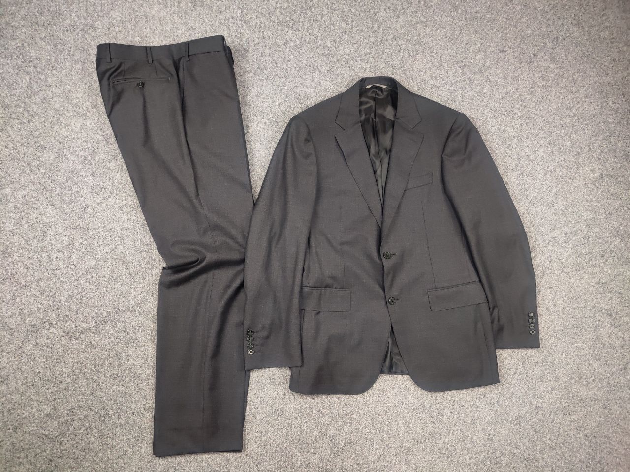 Canali Canali Italy Design 2 button Business Classic Suit Gray wool Size 50R - 15 Thumbnail