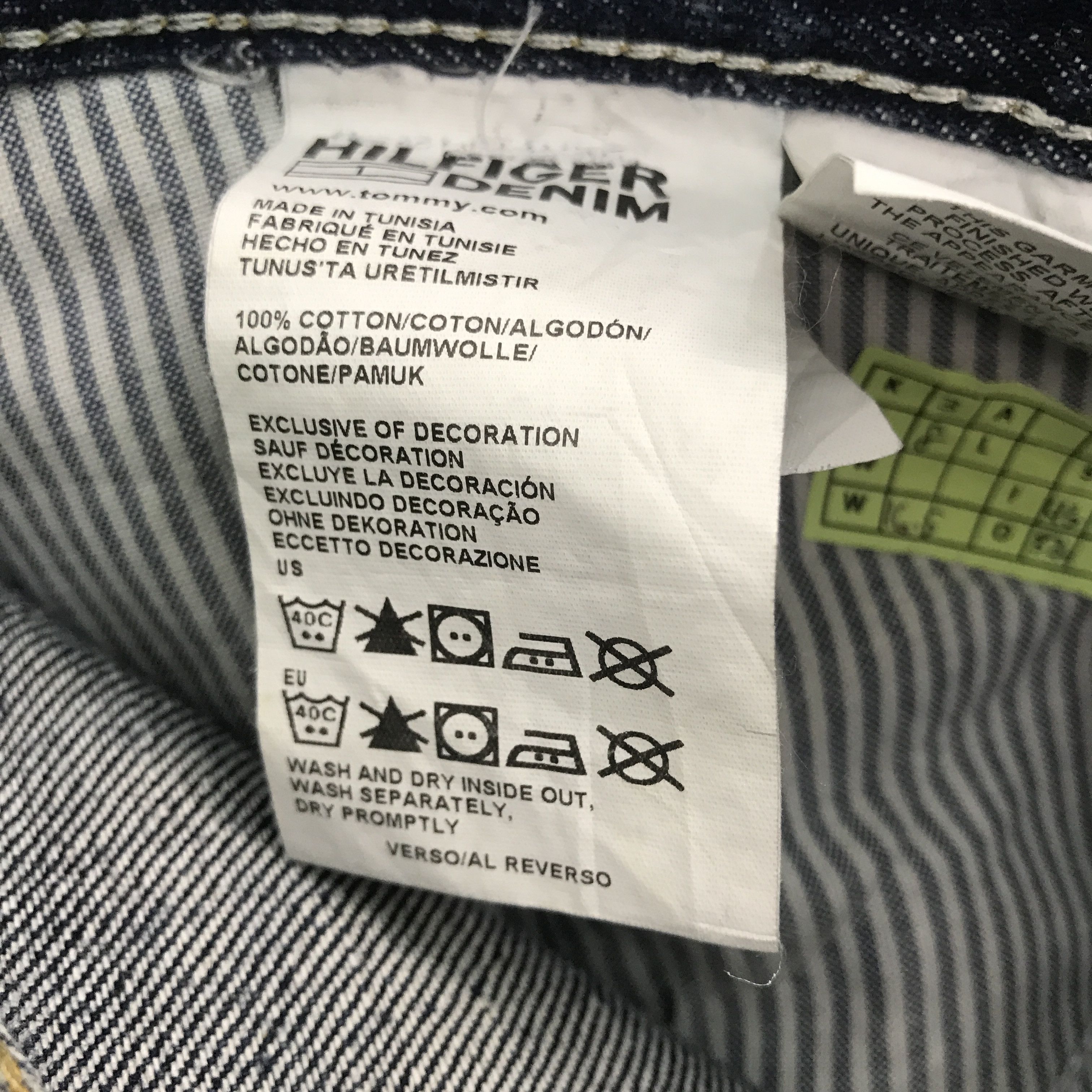 Tommy Hilfiger × Vintage Vintage Hilfiger Distressed Denim Size US 32 / EU 48 - 13 Thumbnail