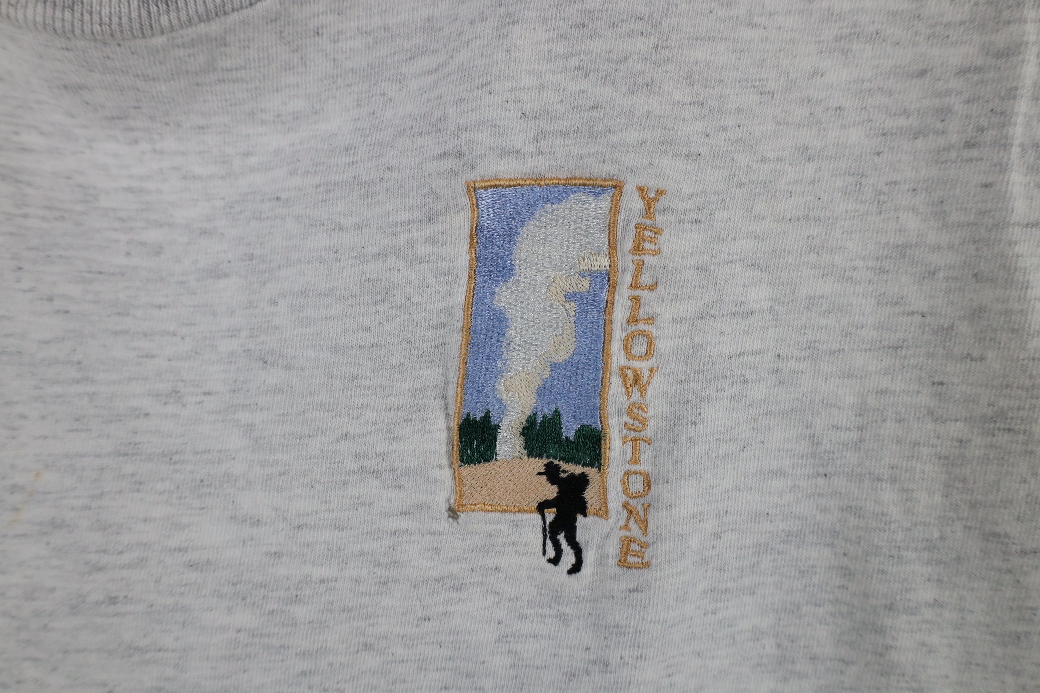 Vintage Vintage 90s Yellowstone National Park Long Sleeve T-Shirt Size US M / EU 48-50 / 2 - 4 Thumbnail
