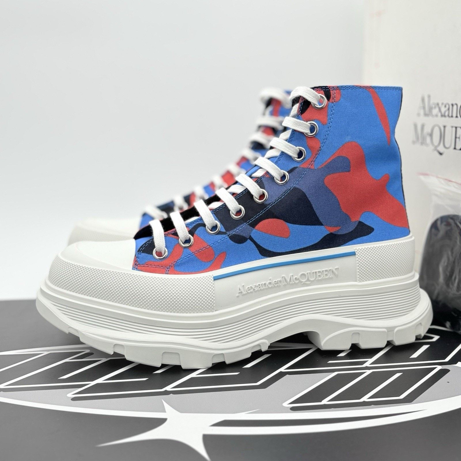 Alexander McQueen Alexander McQueen Tread Slick Boot ' Blue Red Camo ' | NEW! Size US 9 / EU 42 - 1 Thumbnail