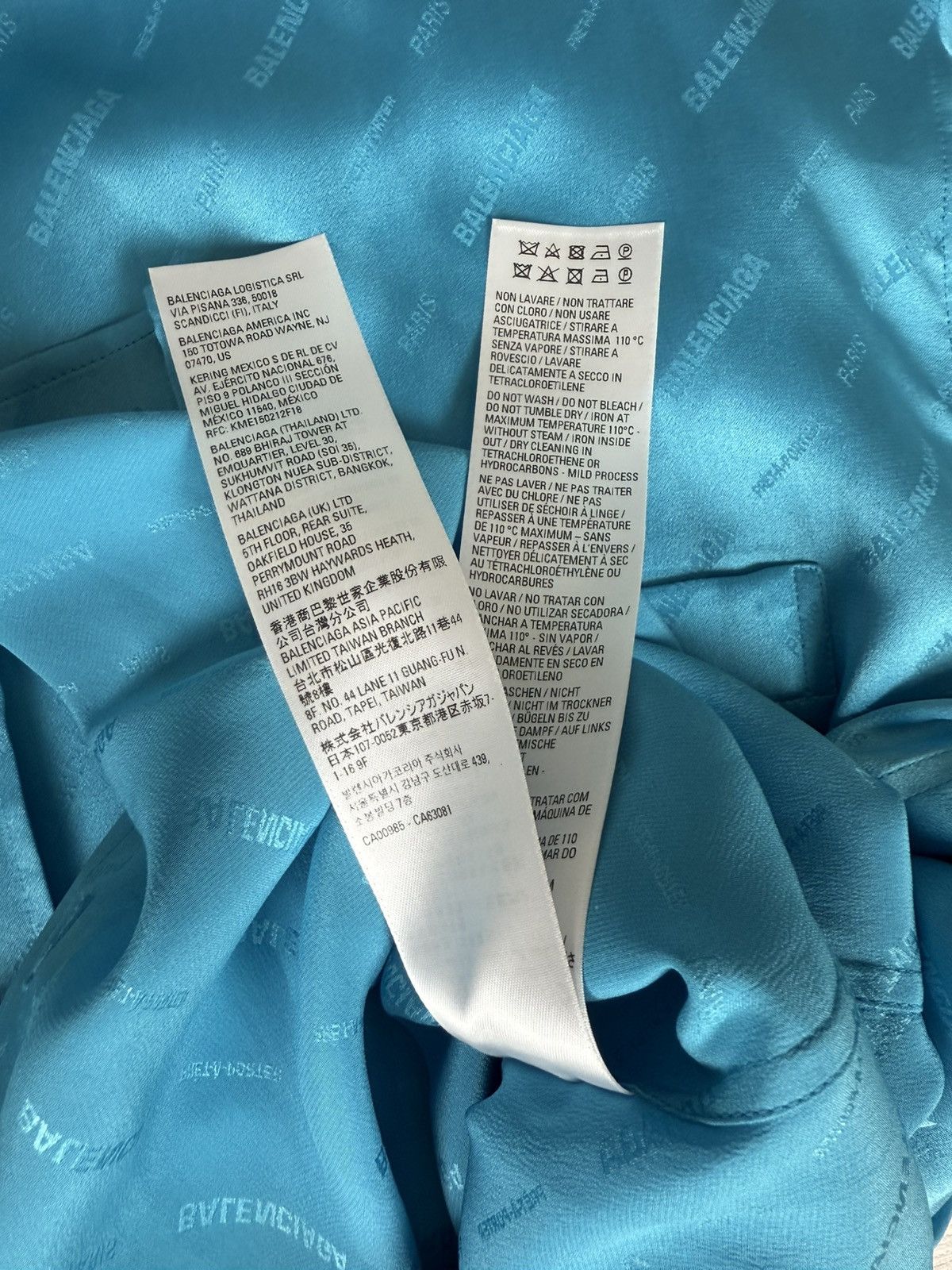 Balenciaga Balenciaga Silk Monogram Shirt Size XS / US 0-2 / IT 36-38 - 12 Thumbnail