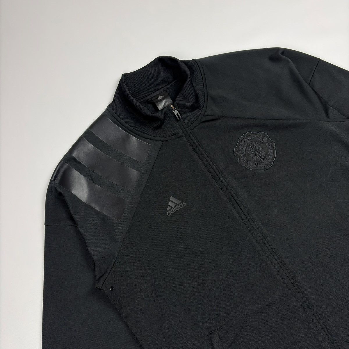 Adidas Manchester United Adidas Track Soccer Football Jacket Size US L / EU 52-54 / 3 - 6 Thumbnail