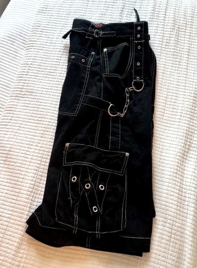 Tripp NYC Tripp NYC Vintage Goth Rave Cargo Shorts Black Large L Y2K Size US 36 / EU 52 - 3 Thumbnail